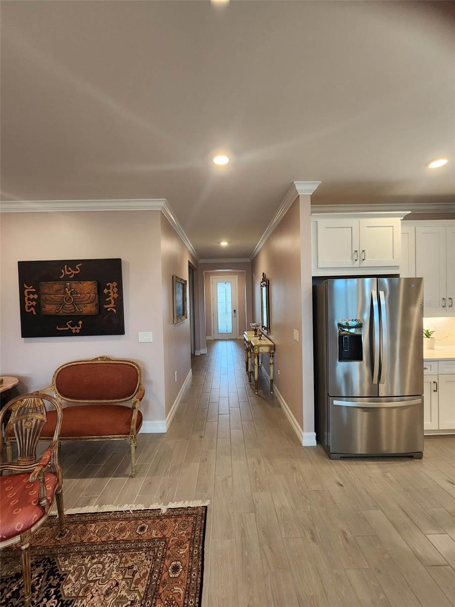 254 VINADIO BLVD — photo 15