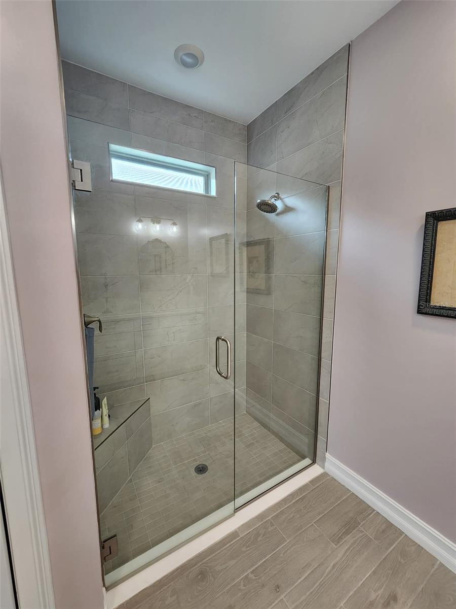 254 VINADIO BLVD — photo 18