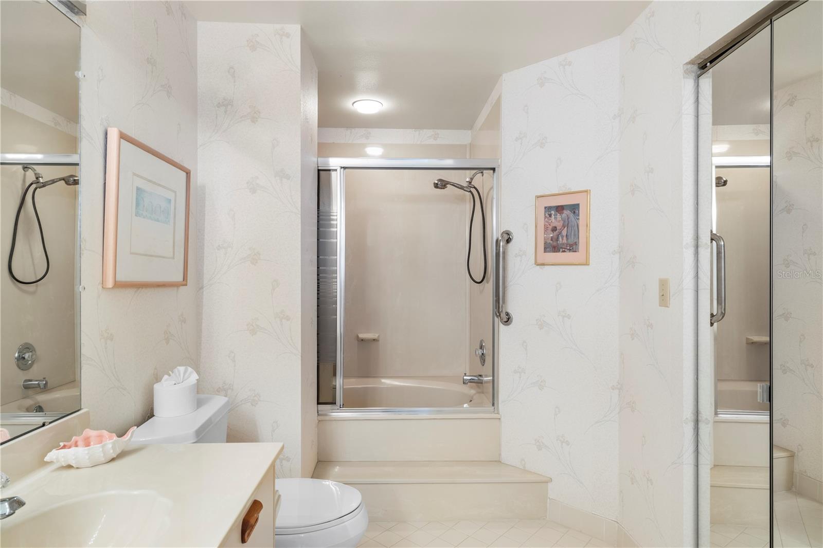 6100 BAHIA DEL MAR CIR #206 — photo 26