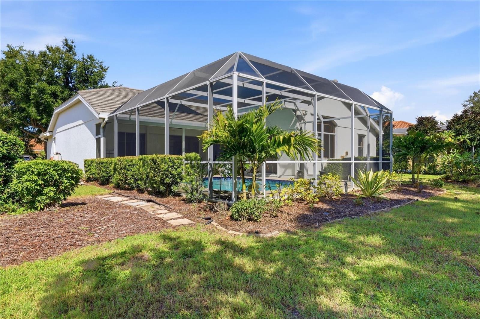 8857 HAVENRIDGE DR — photo 33