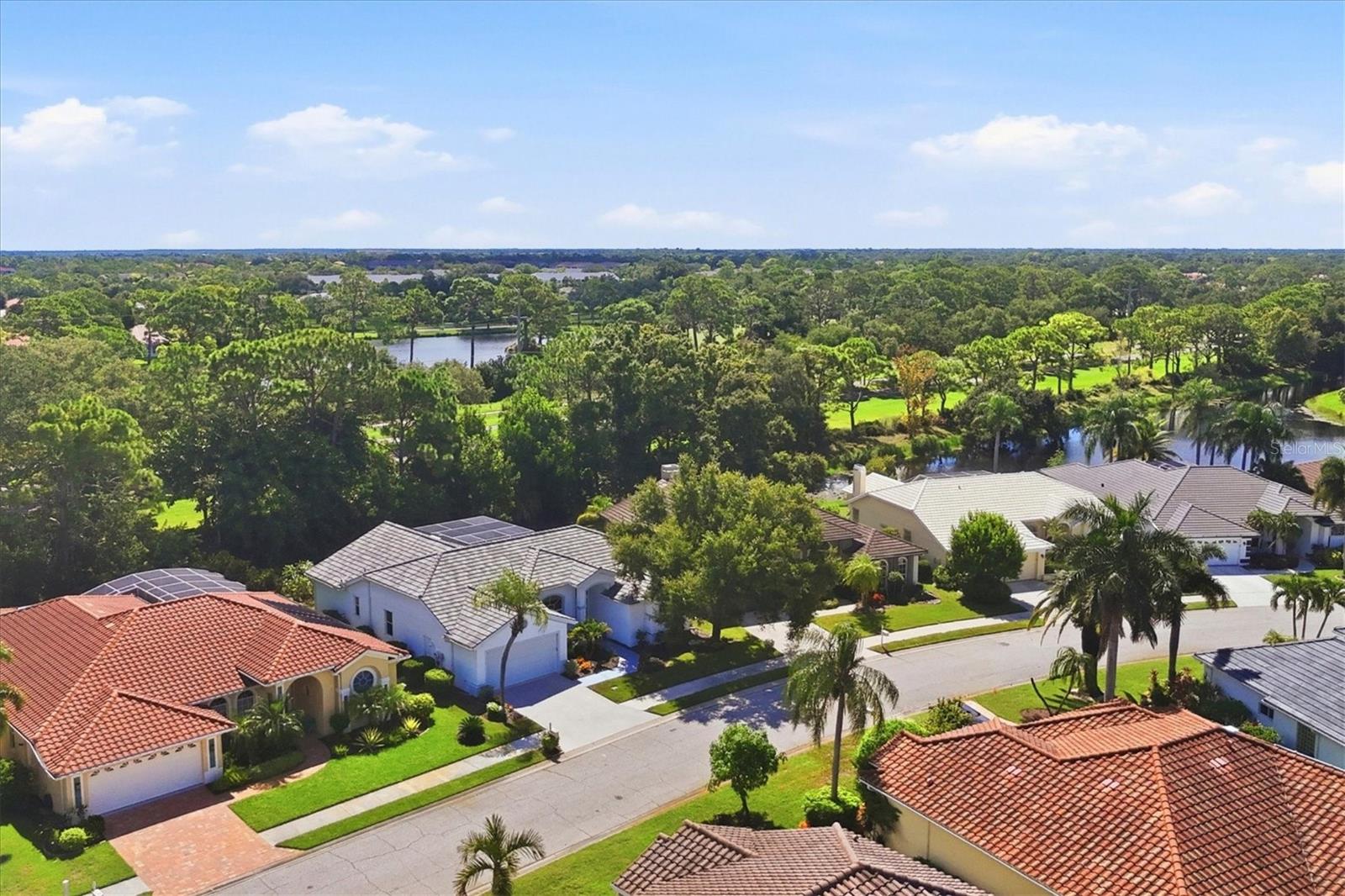 8857 HAVENRIDGE DR — photo 40
