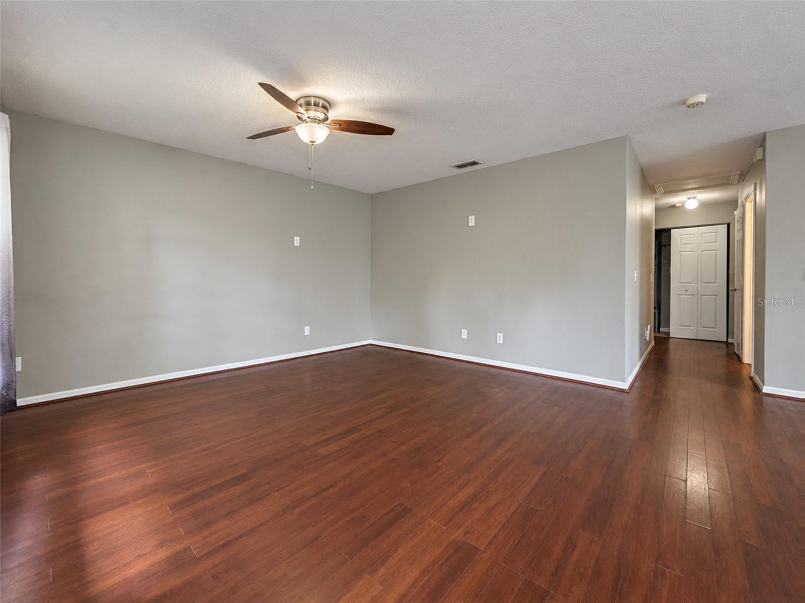 9620 N CONNECHUSETT RD — photo 3