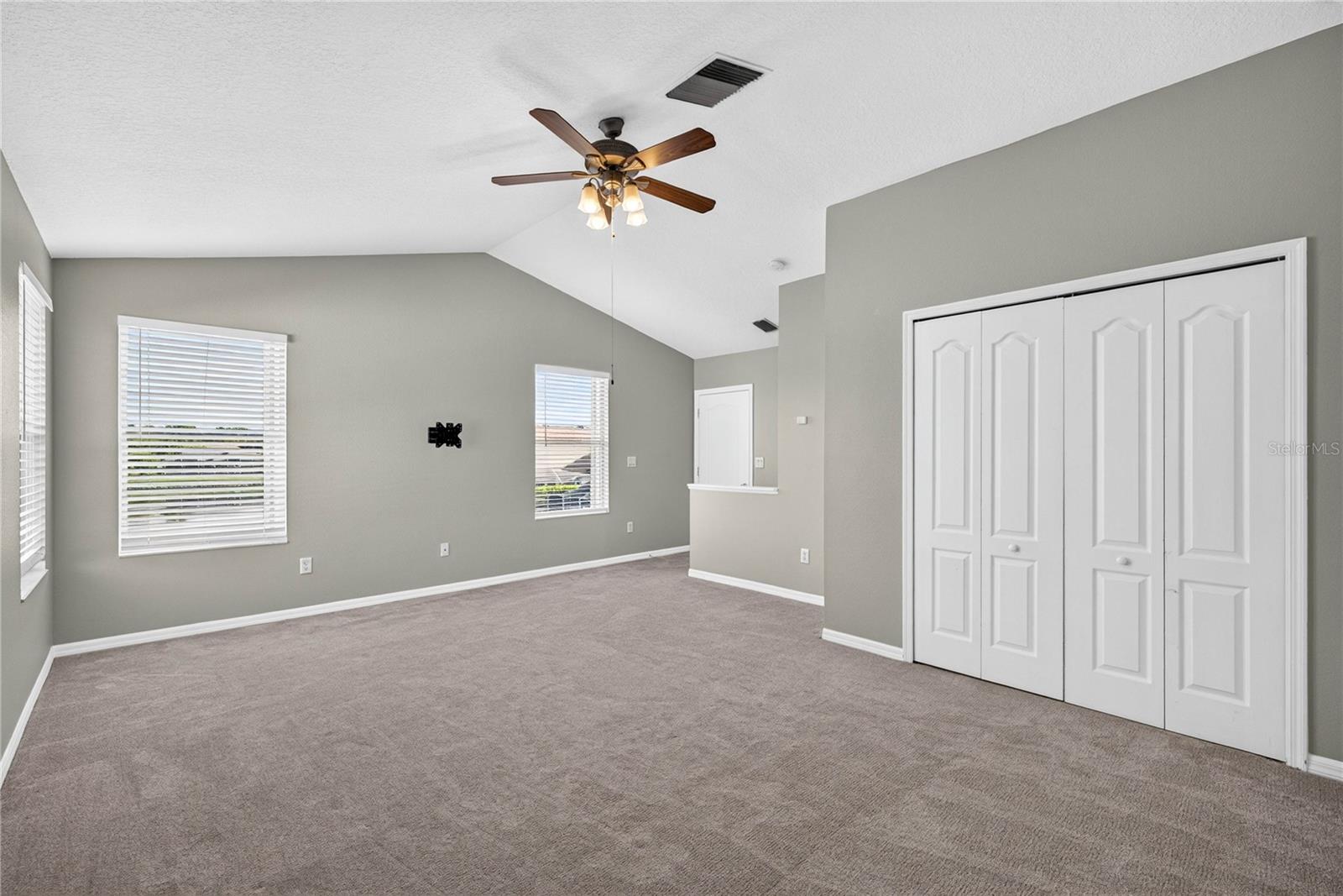 22953 BAY CEDAR DR — photo 37