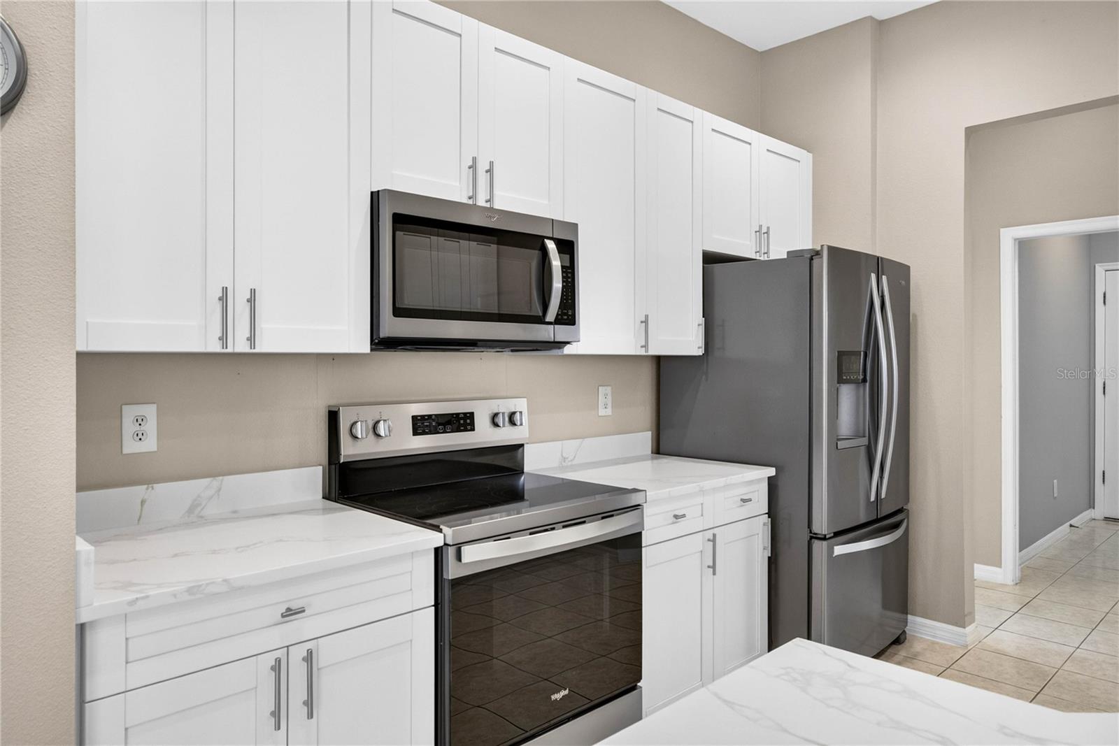 22953 BAY CEDAR DR — photo 11