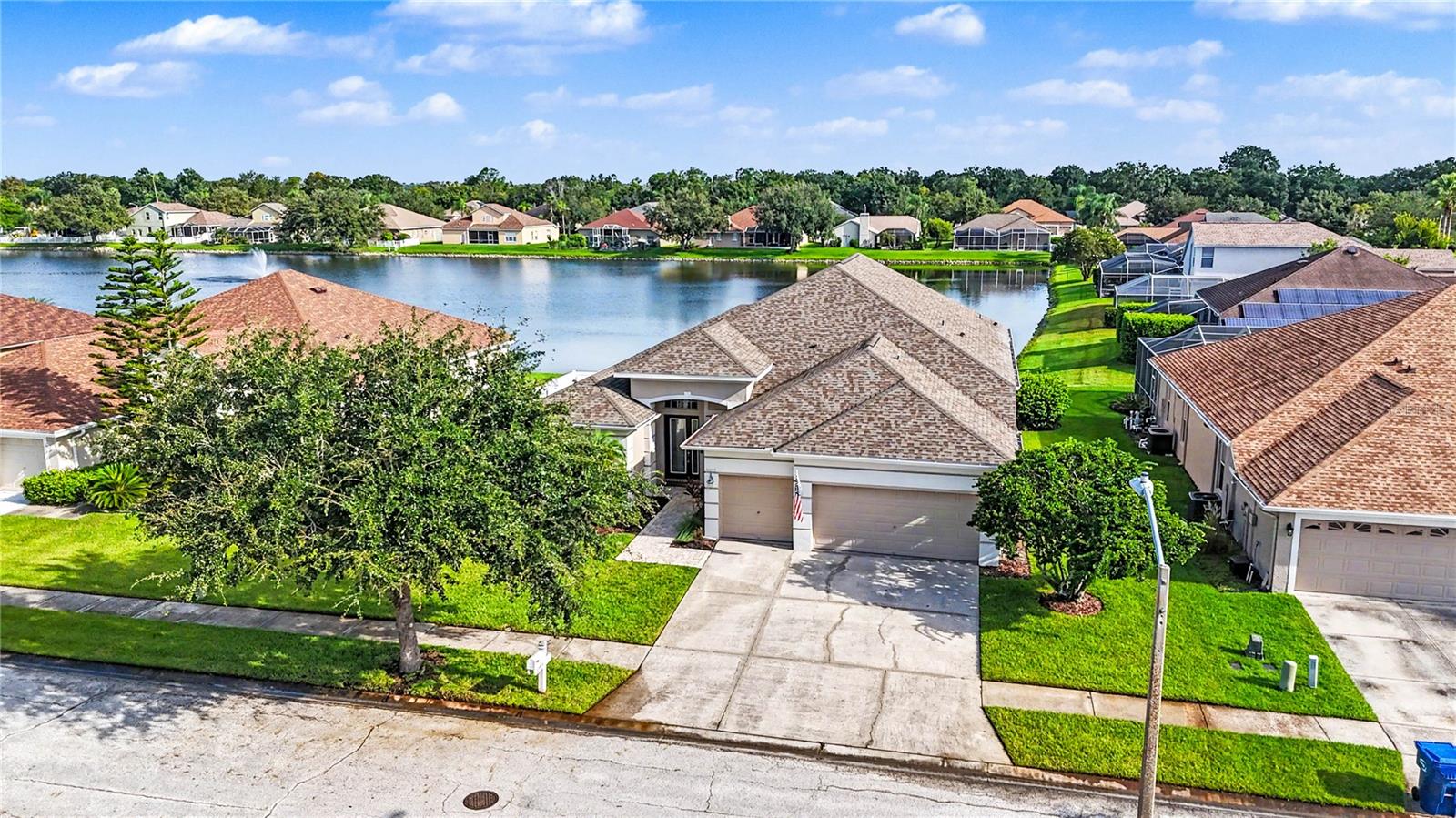 22953 BAY CEDAR DR — photo 55