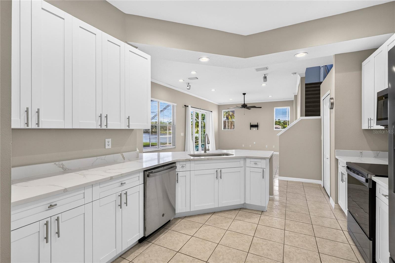 22953 BAY CEDAR DR — photo 12