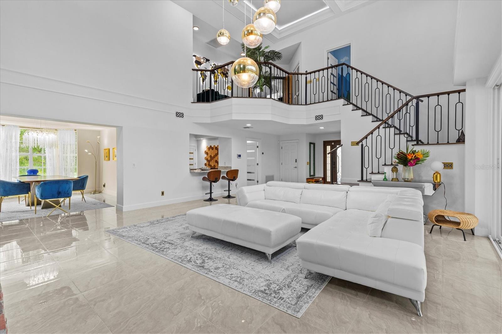 5914 LA ROSA LN — photo 15