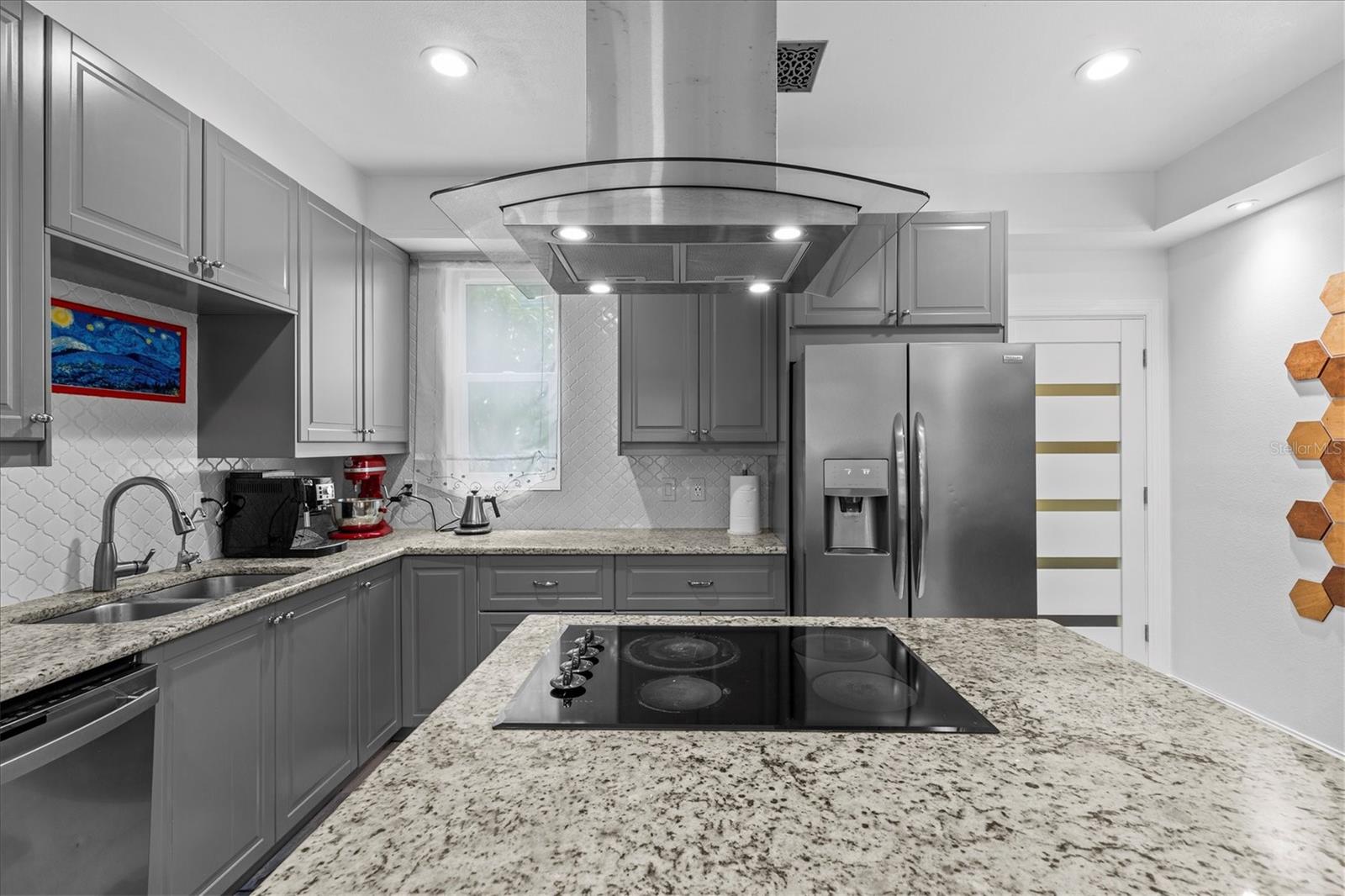 5914 LA ROSA LN — photo 19