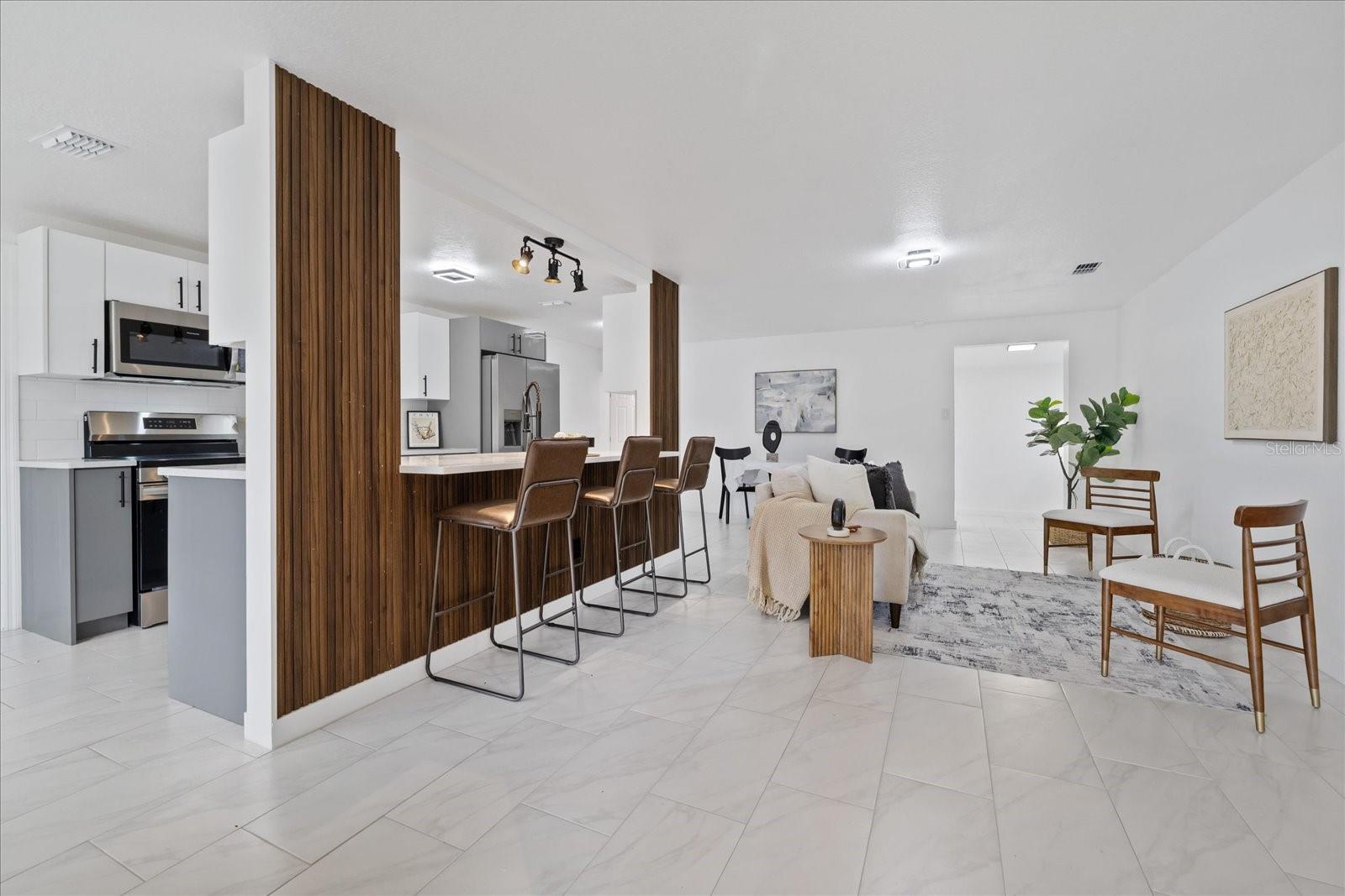 110 VIRGINIA AVE — photo 6