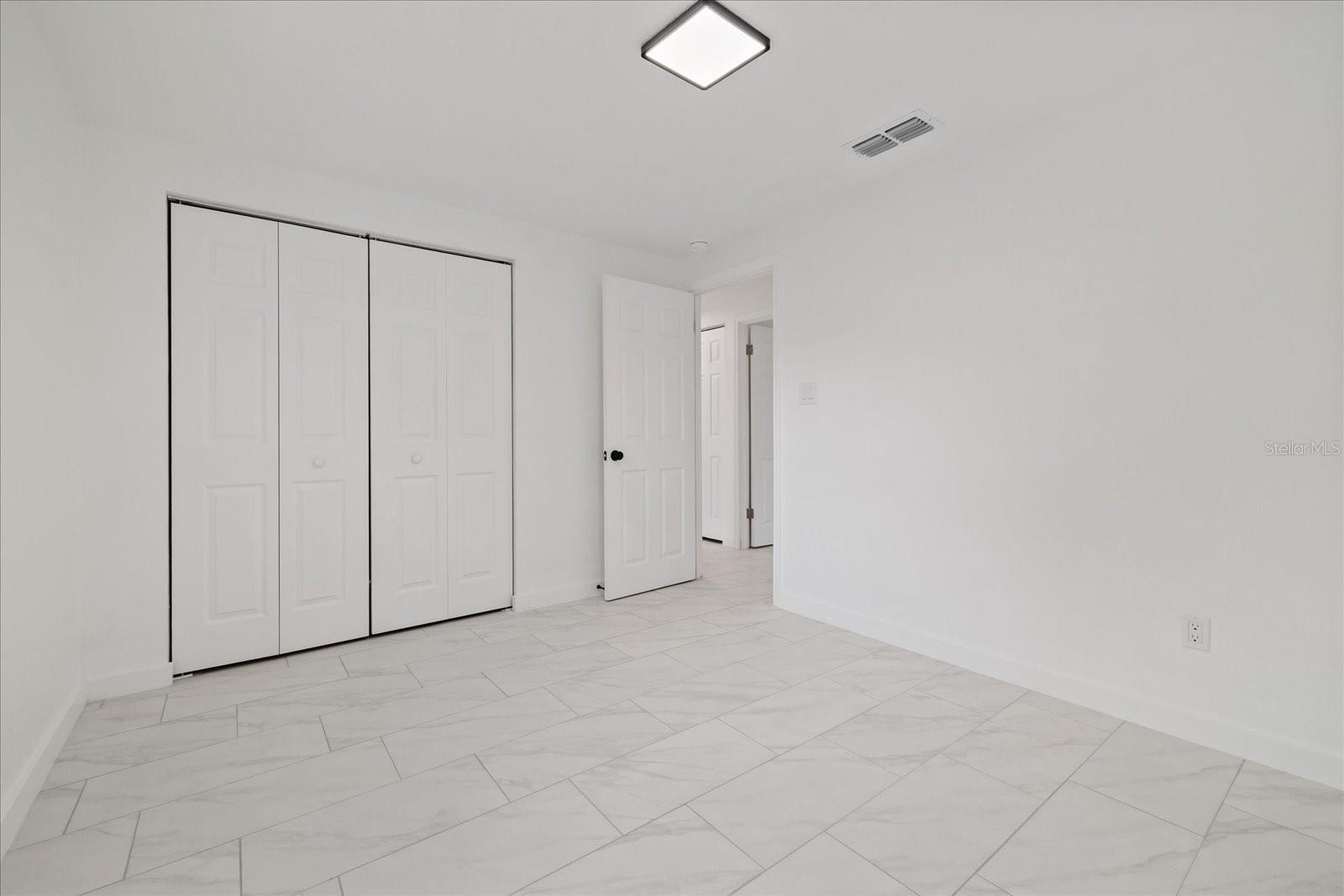 110 VIRGINIA AVE — photo 29