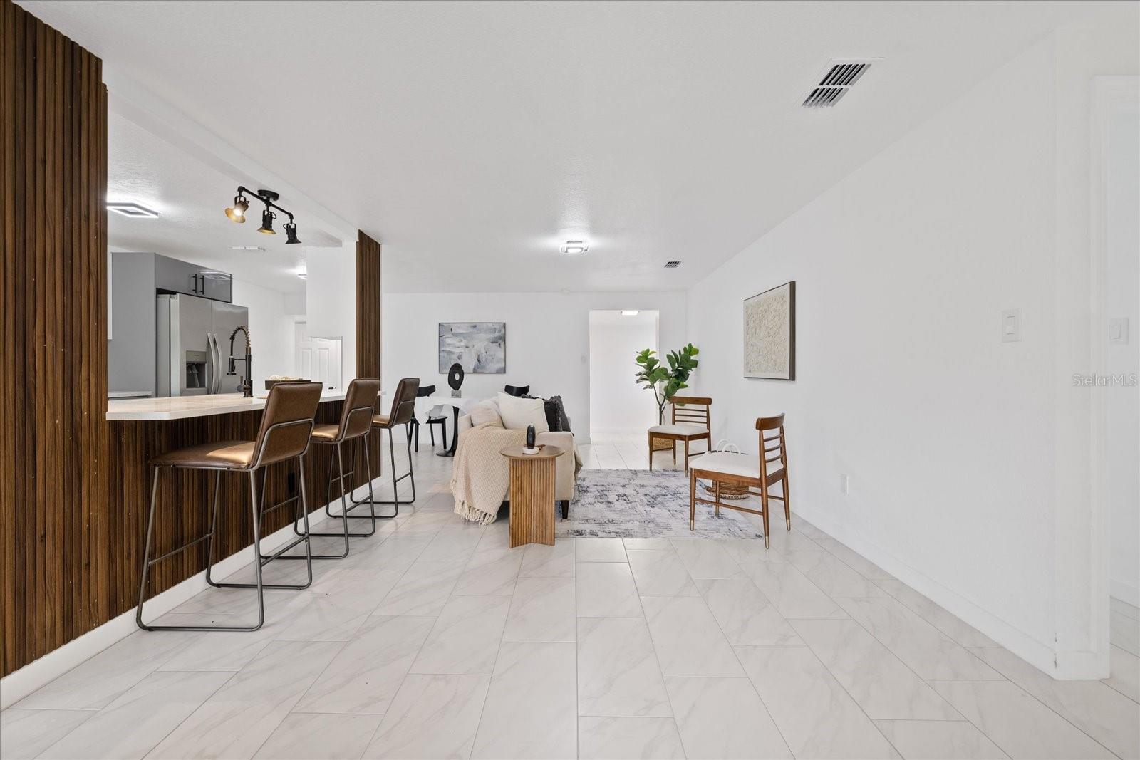 110 VIRGINIA AVE — photo 5