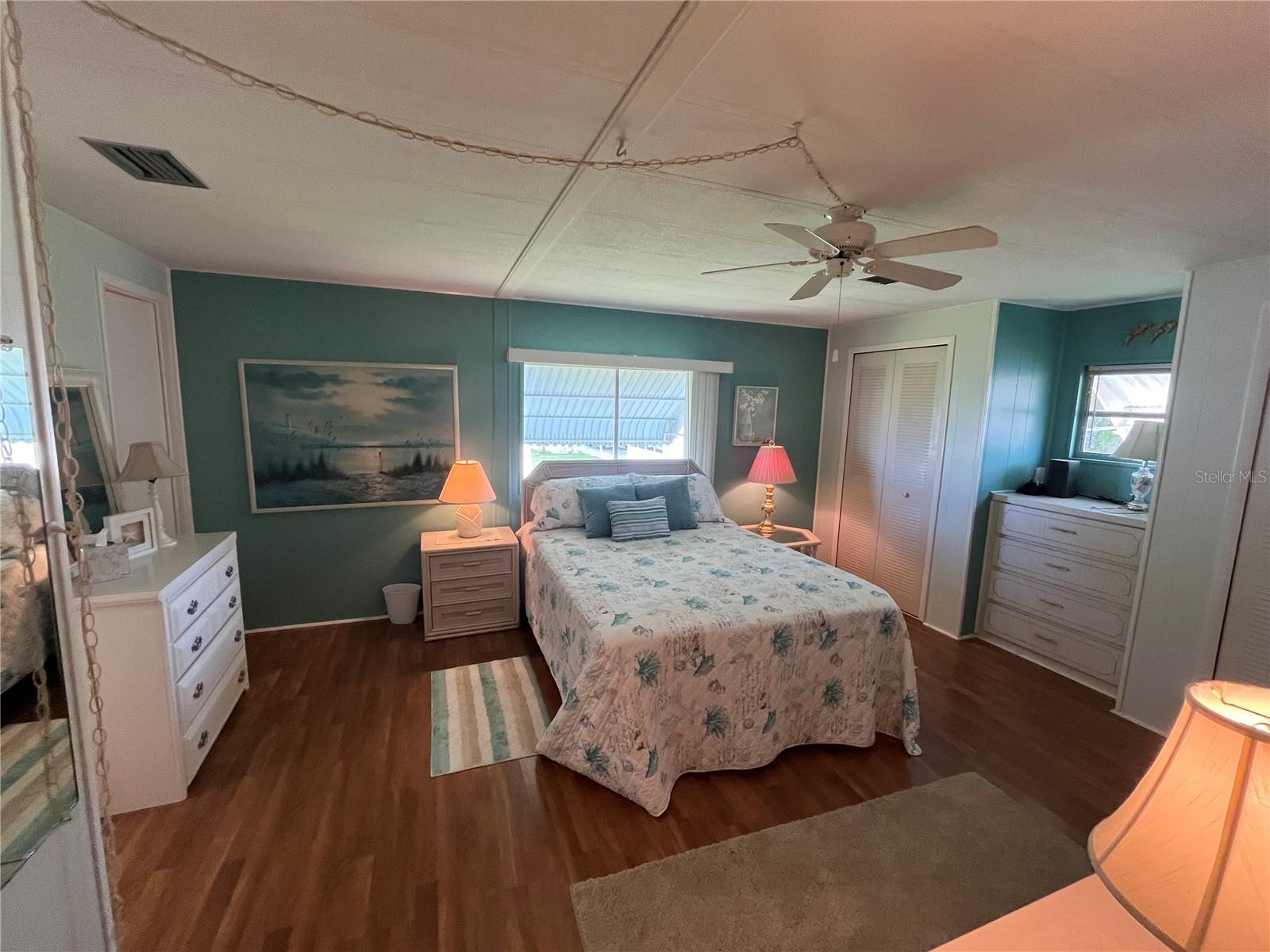 423 CERVINA DR — photo 29