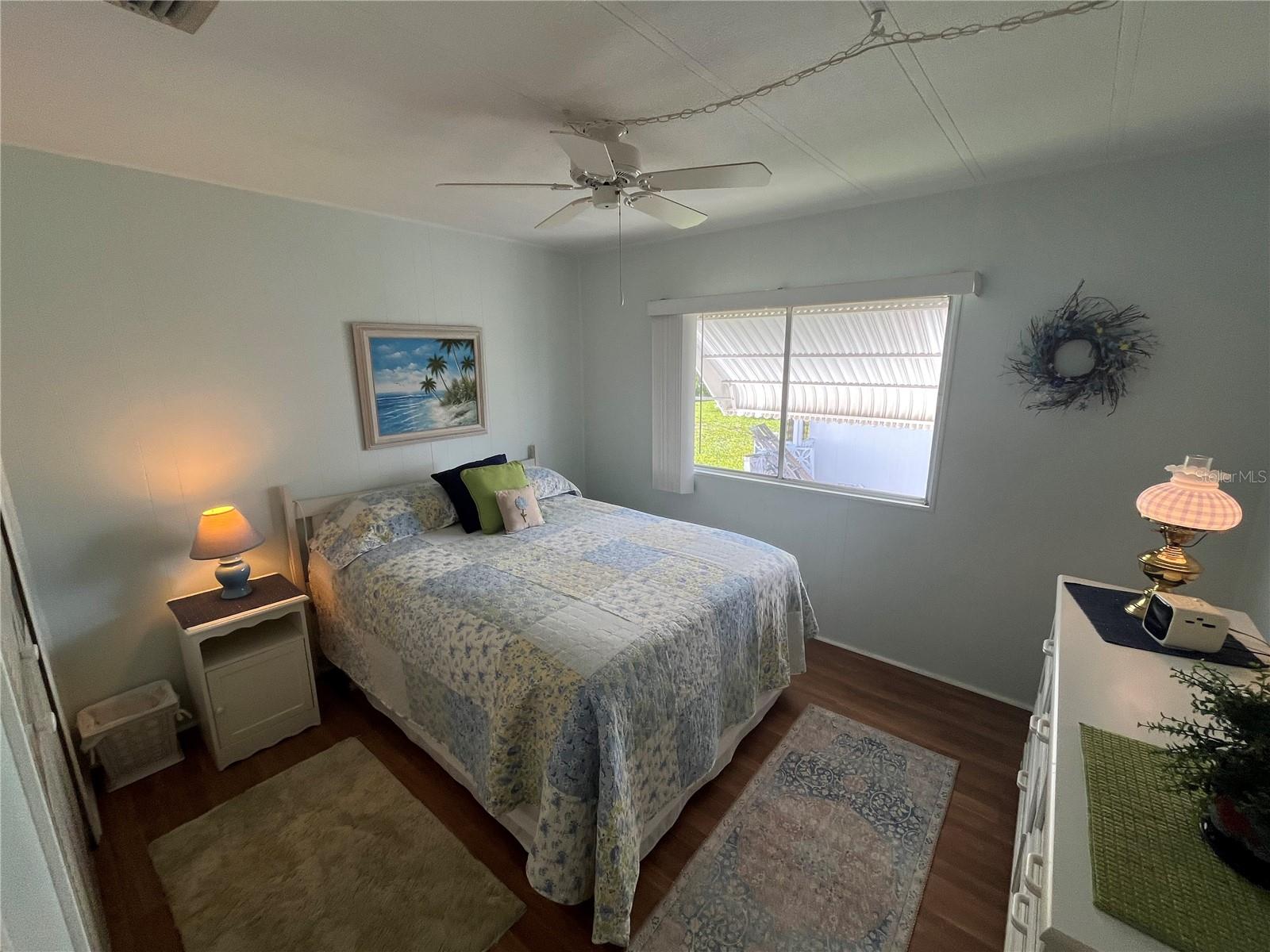 423 CERVINA DR — photo 24