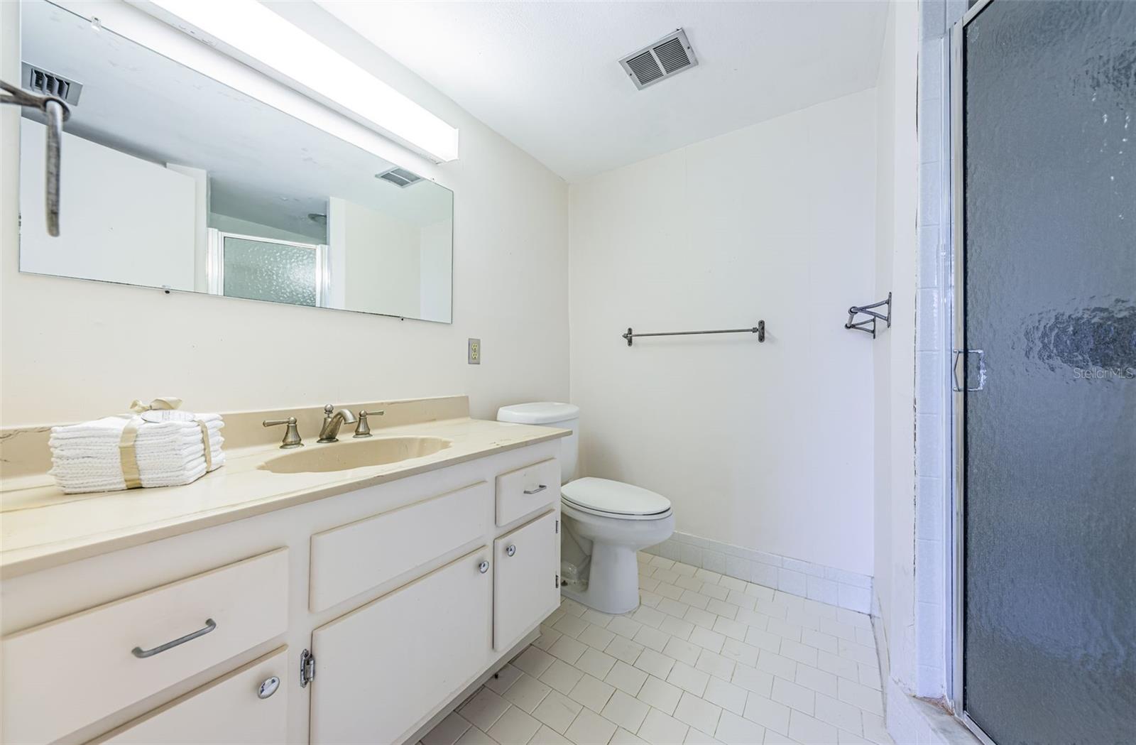 700 BEACH DR NE #308 — photo 38