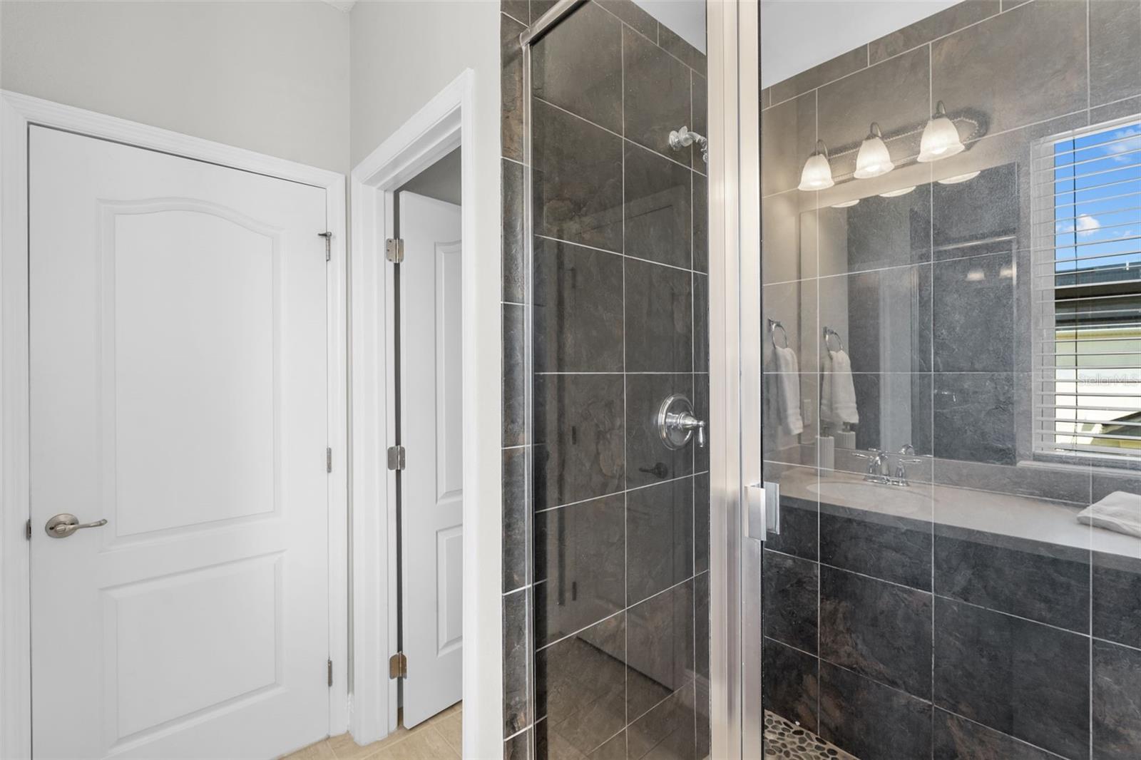 7611 S DESOTO ST — photo 30