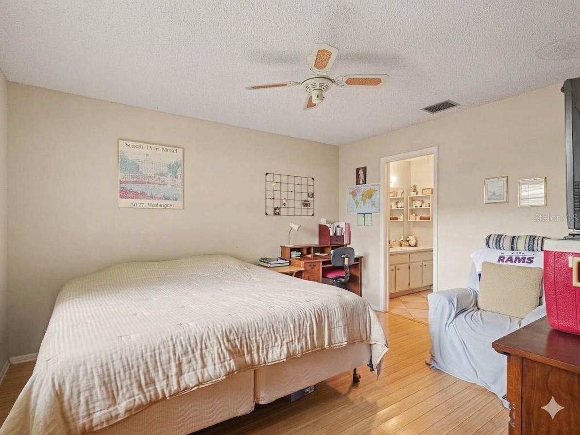 5031 BARRINGTON CIR #601 — photo 14