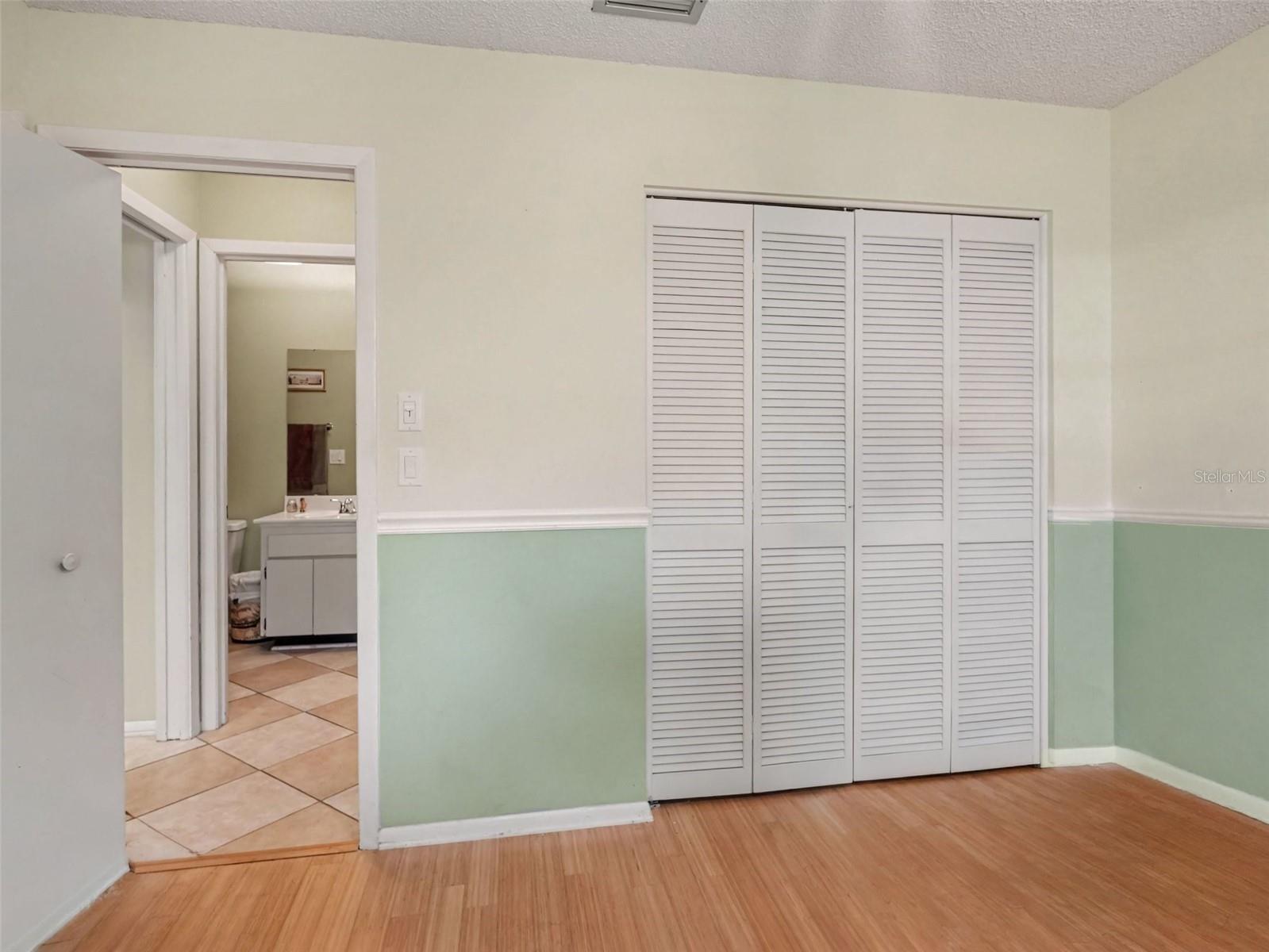 5031 BARRINGTON CIR #601 — photo 18