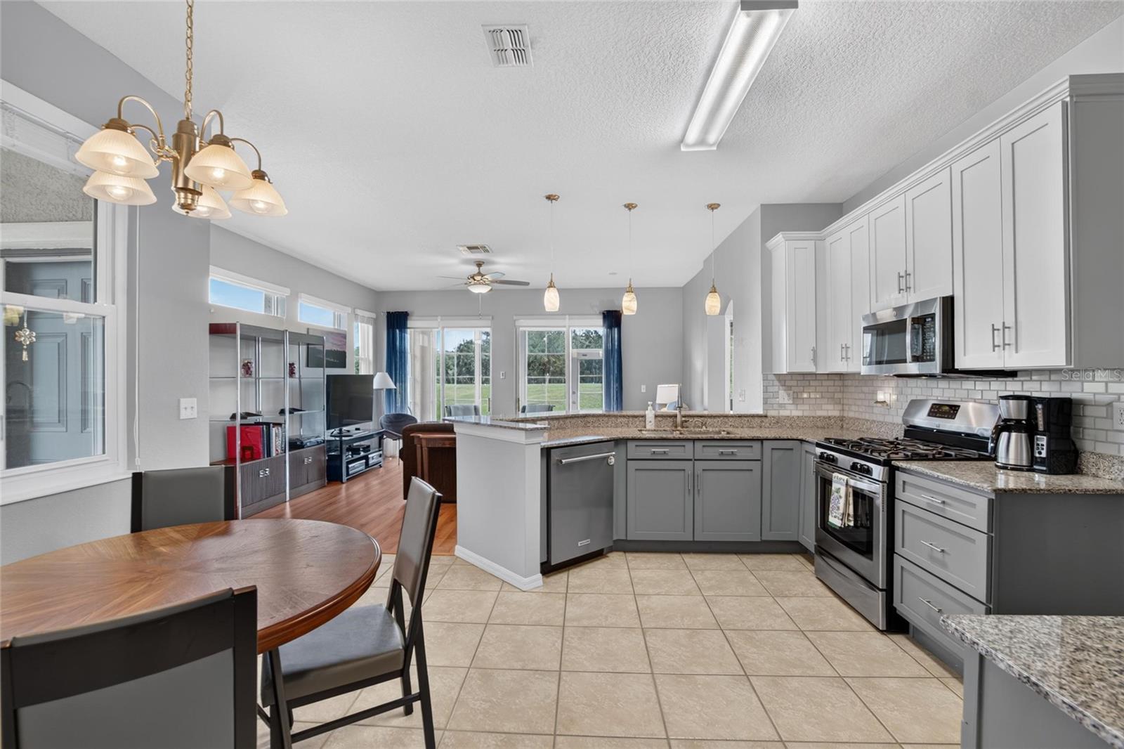 1917 INVERNESS GREENS DR — photo 14