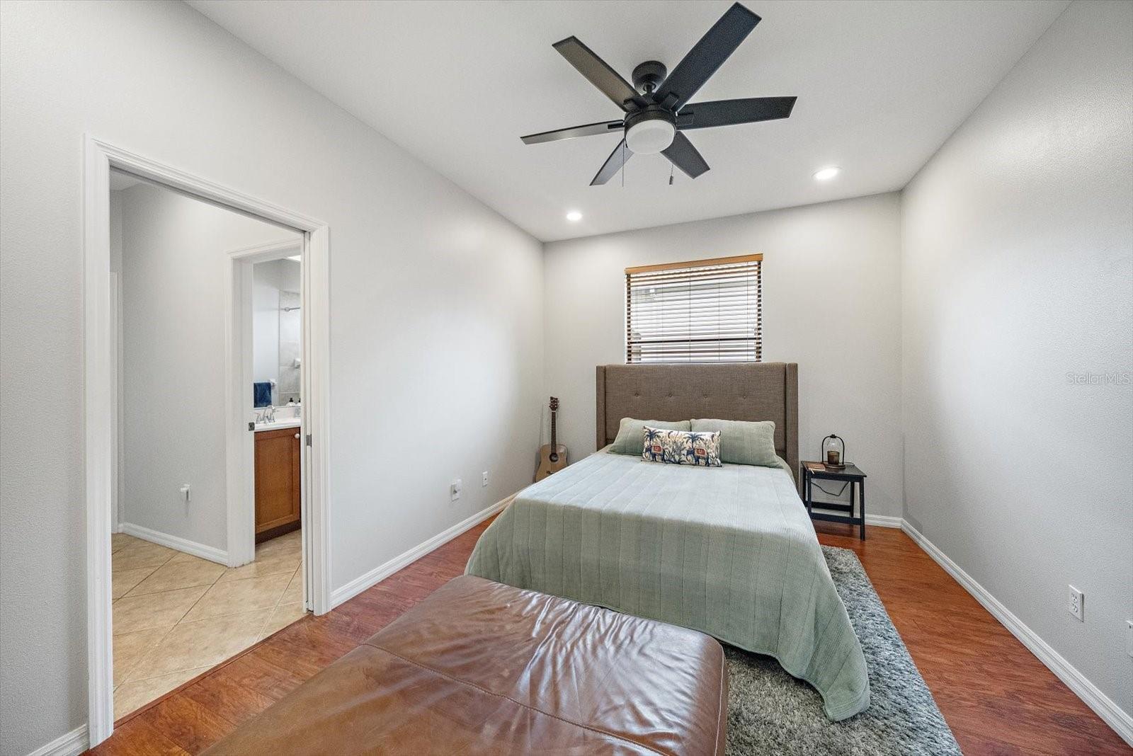 6059 WINGSPAN WAY — photo 23
