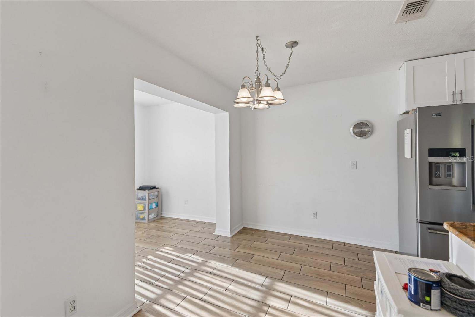 1907 CANTERBURY LN #4 — photo 8