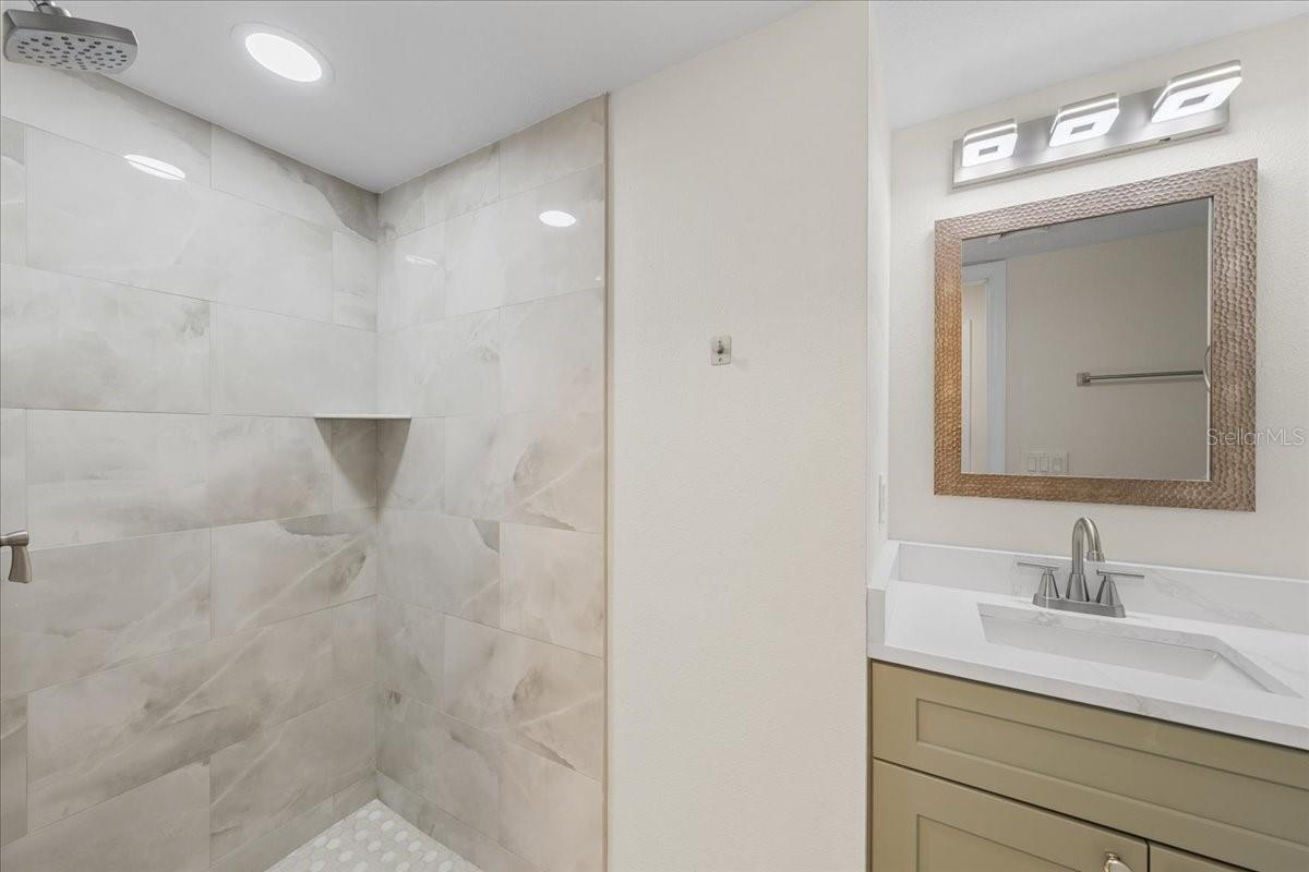 3336 BELLERICAY LN — photo 10