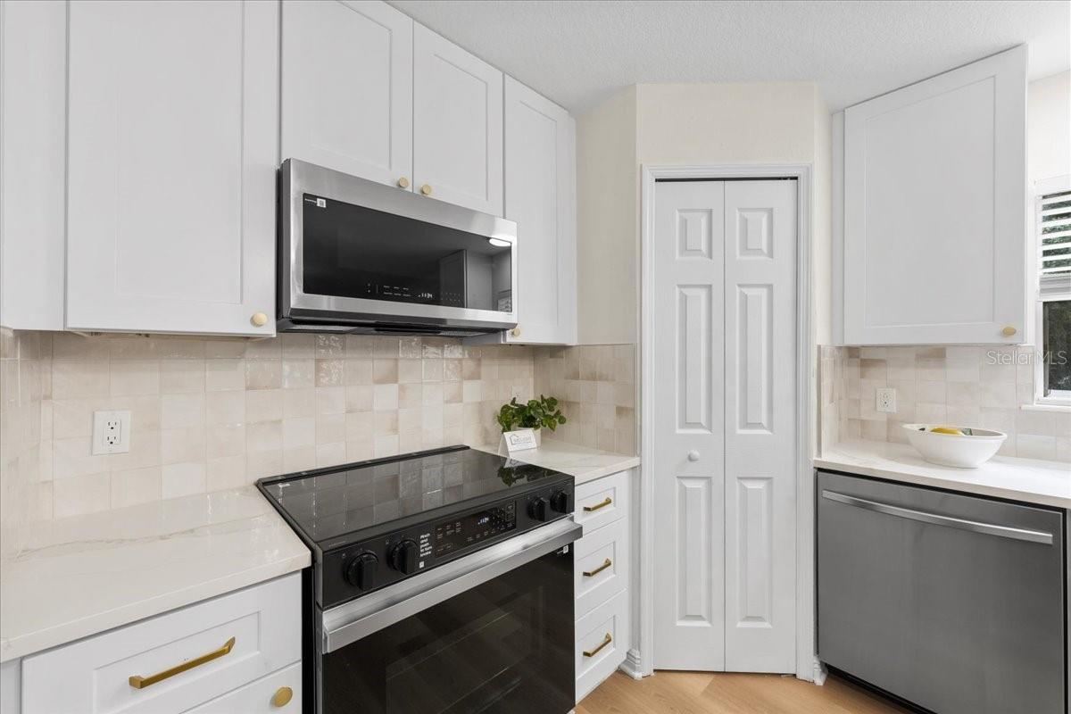 3336 BELLERICAY LN — photo 34