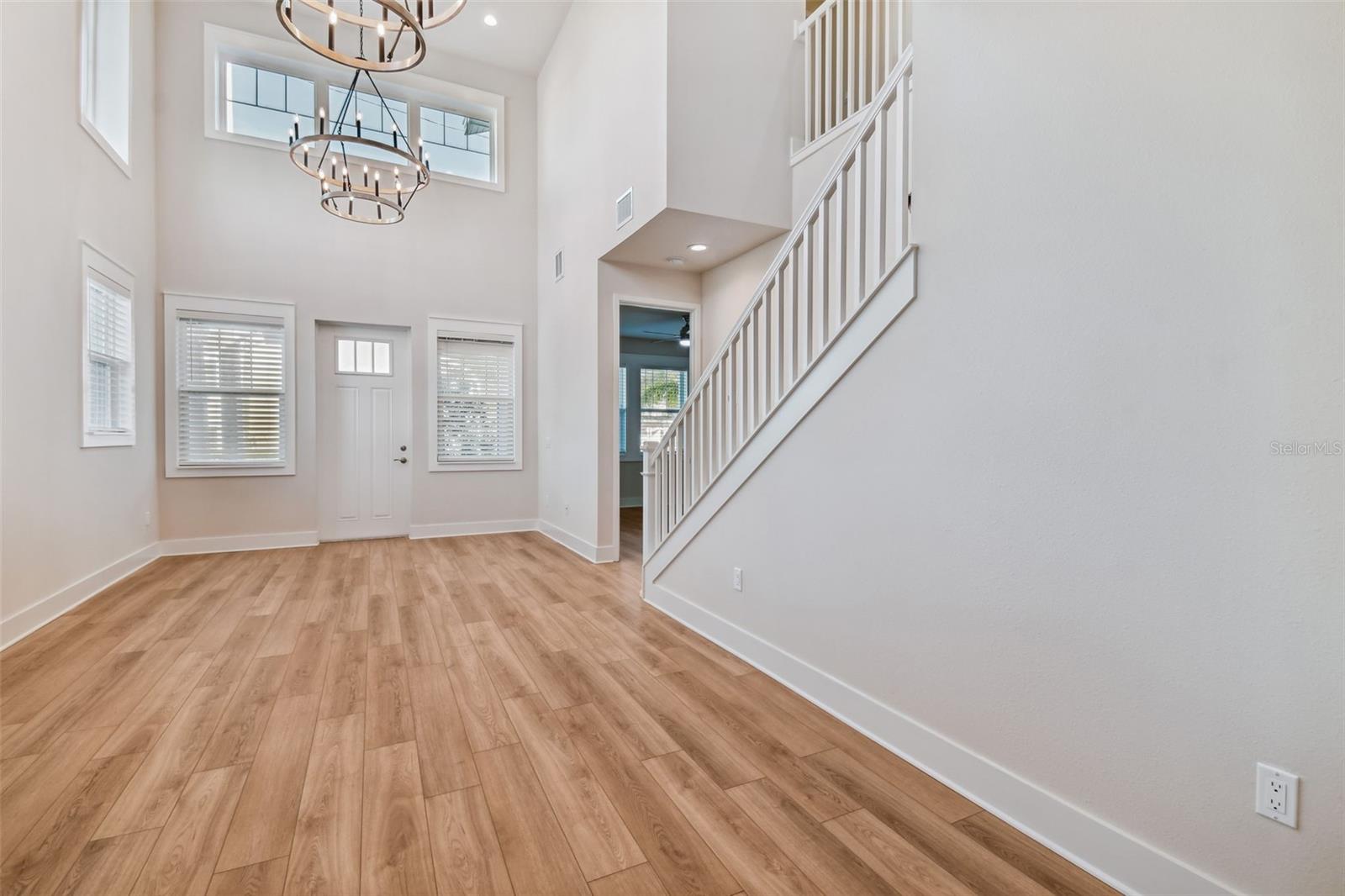 407 FINN WAY — photo 11