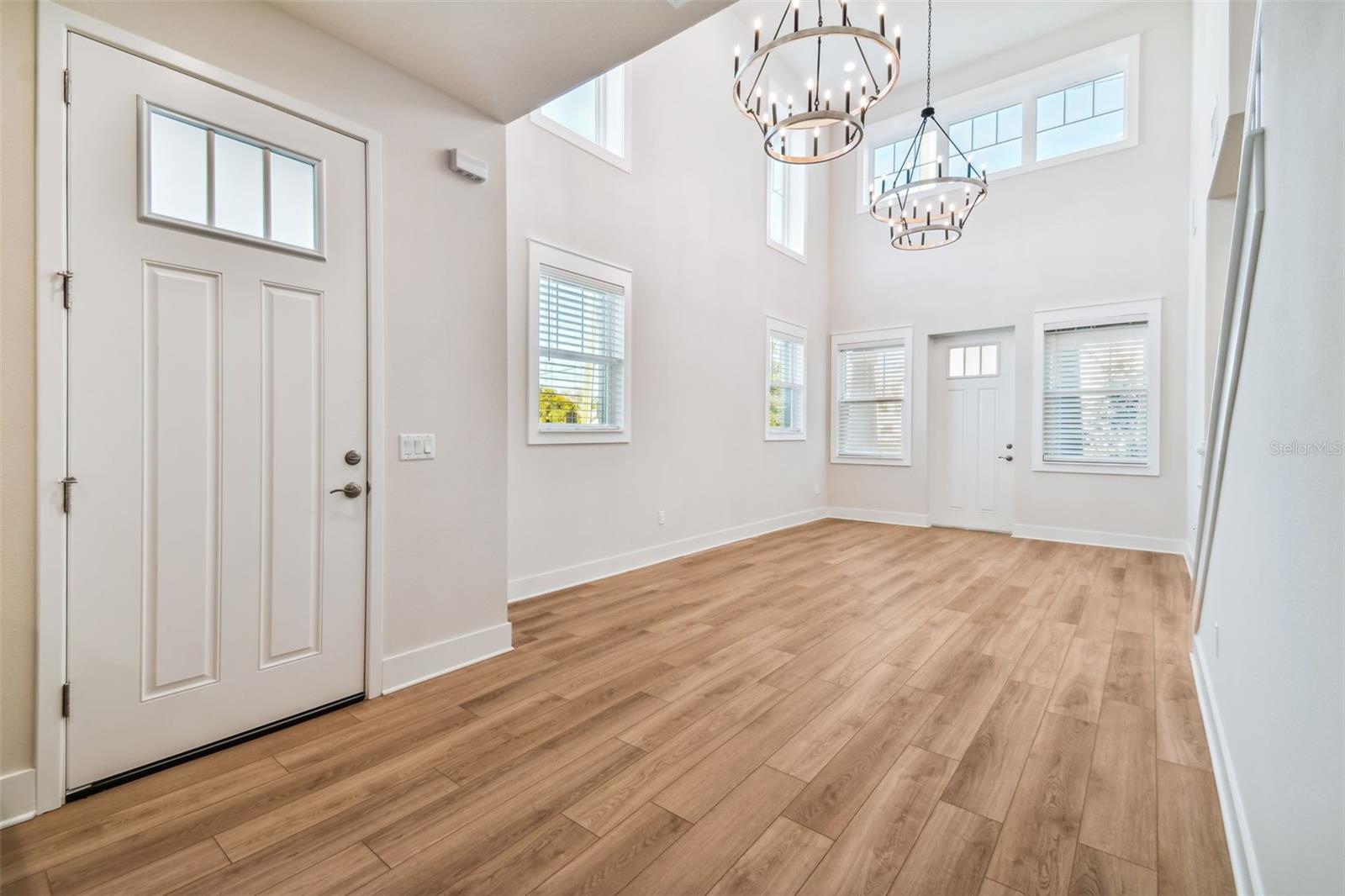 407 FINN WAY — photo 10