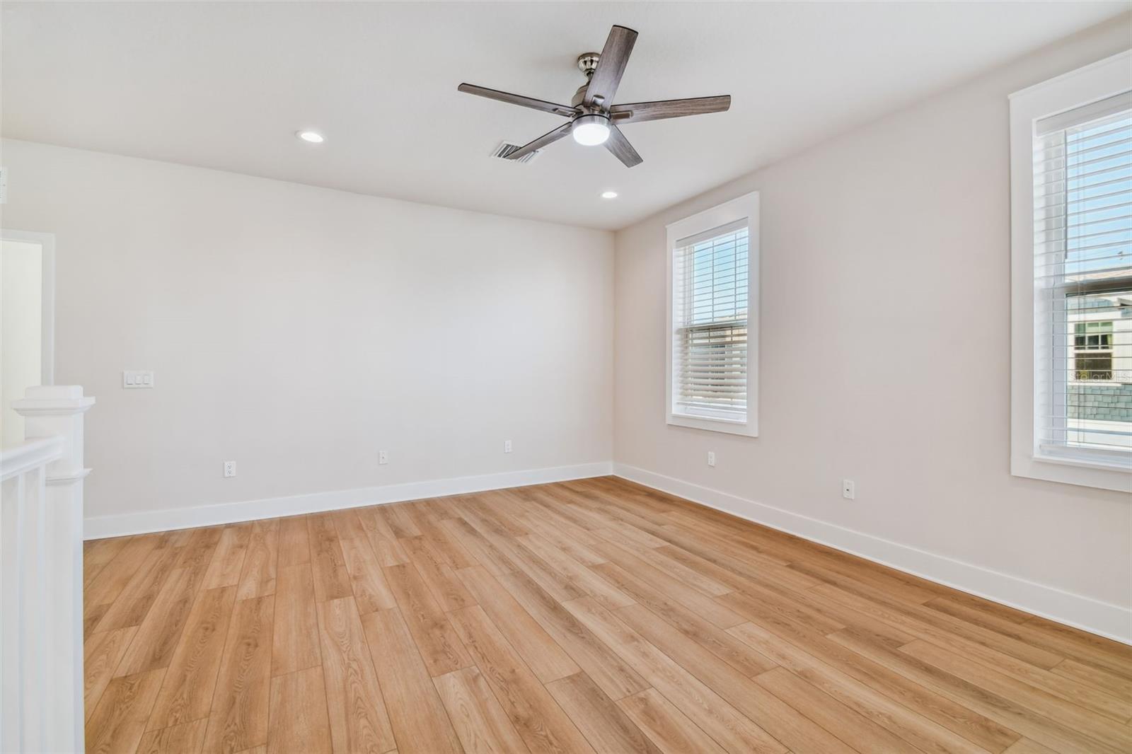 407 FINN WAY — photo 32