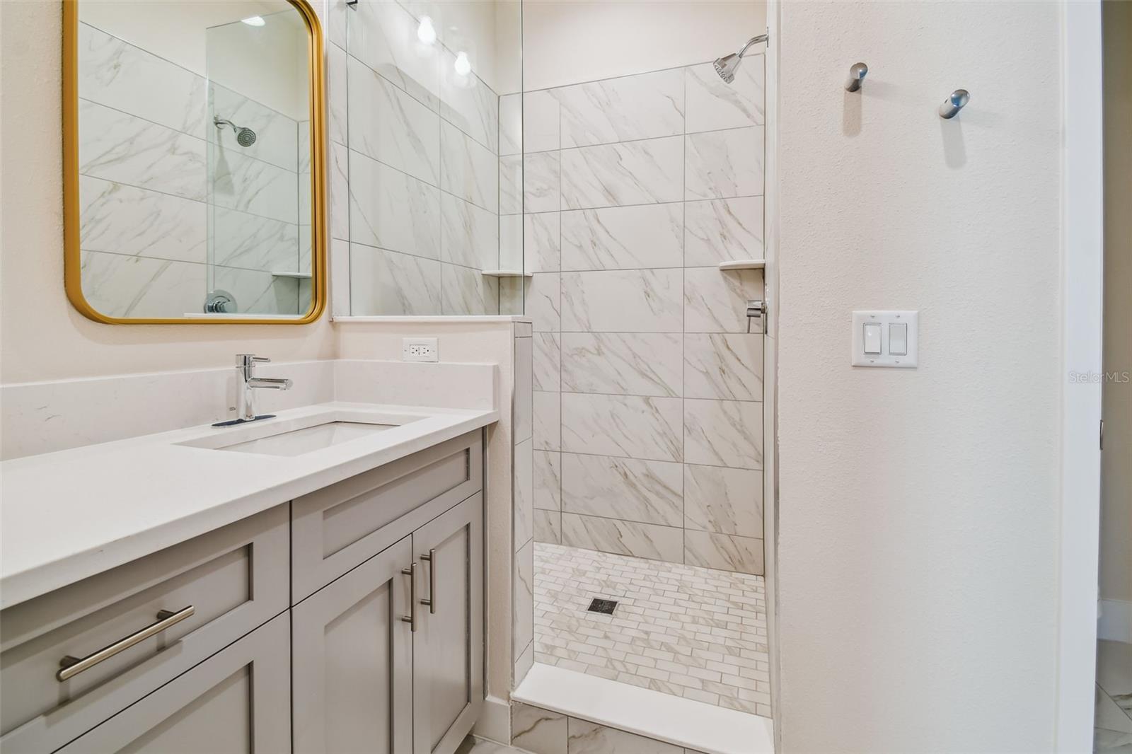407 FINN WAY — photo 28