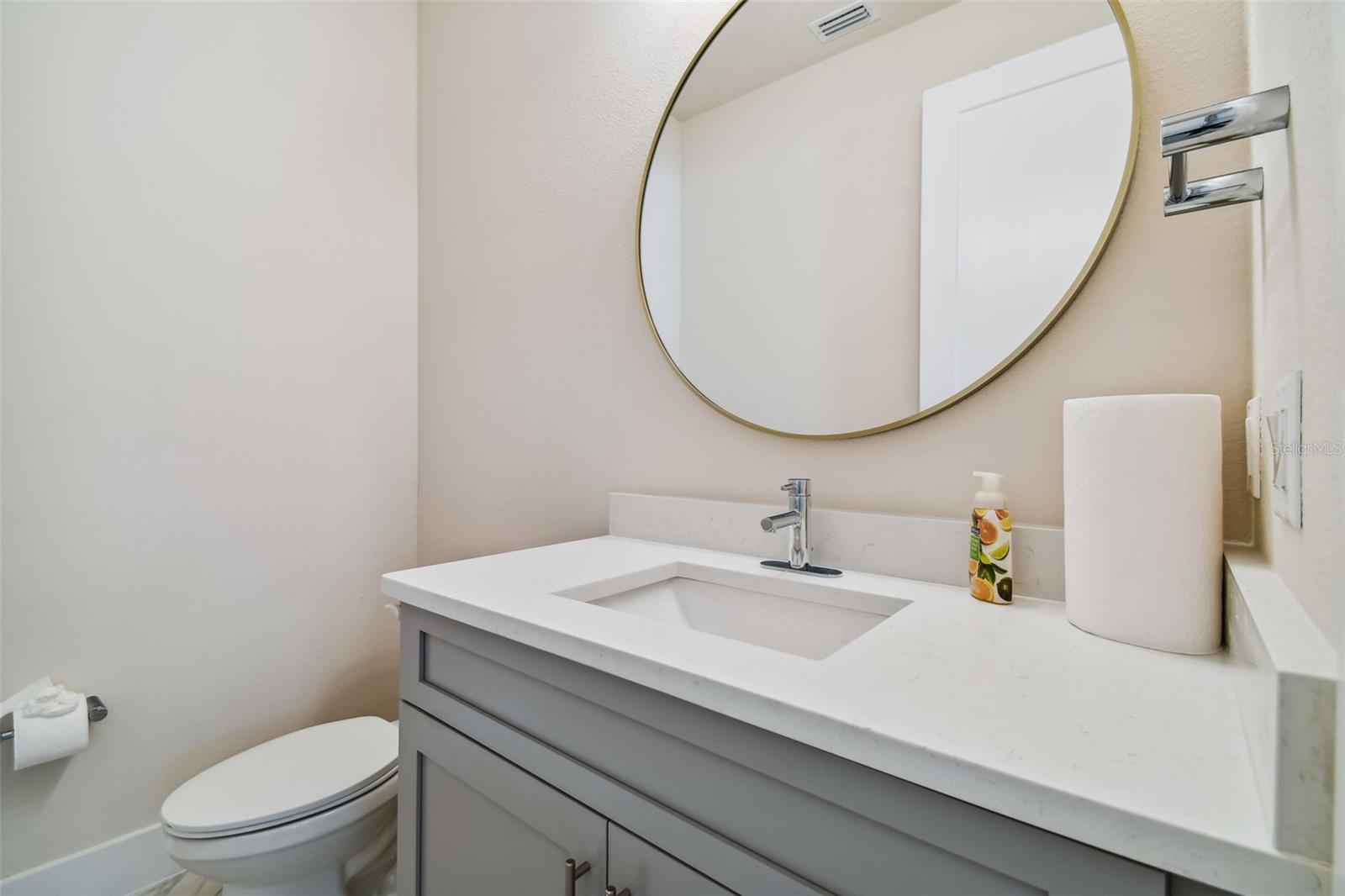 407 FINN WAY — photo 20