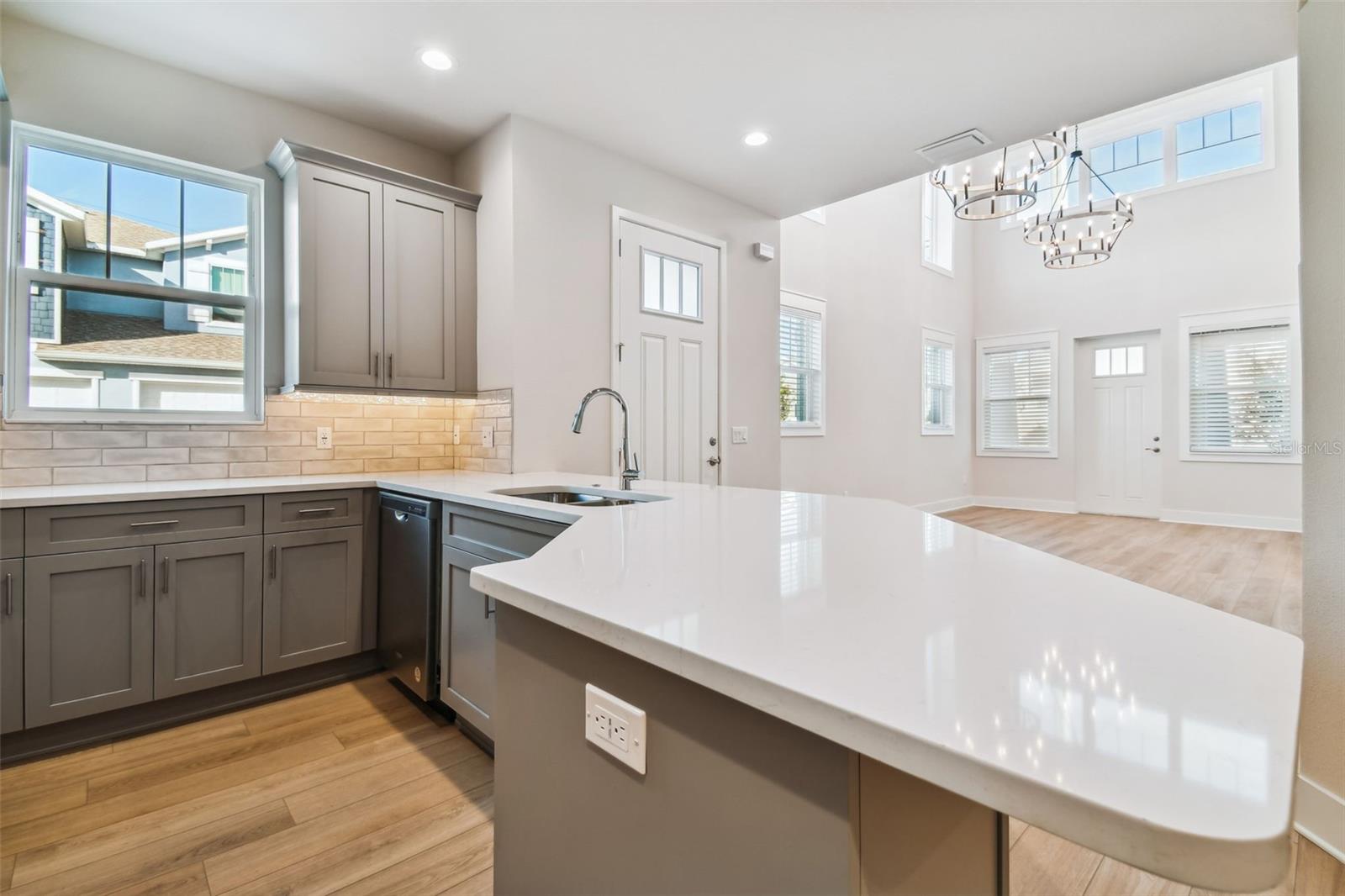 407 FINN WAY — photo 17
