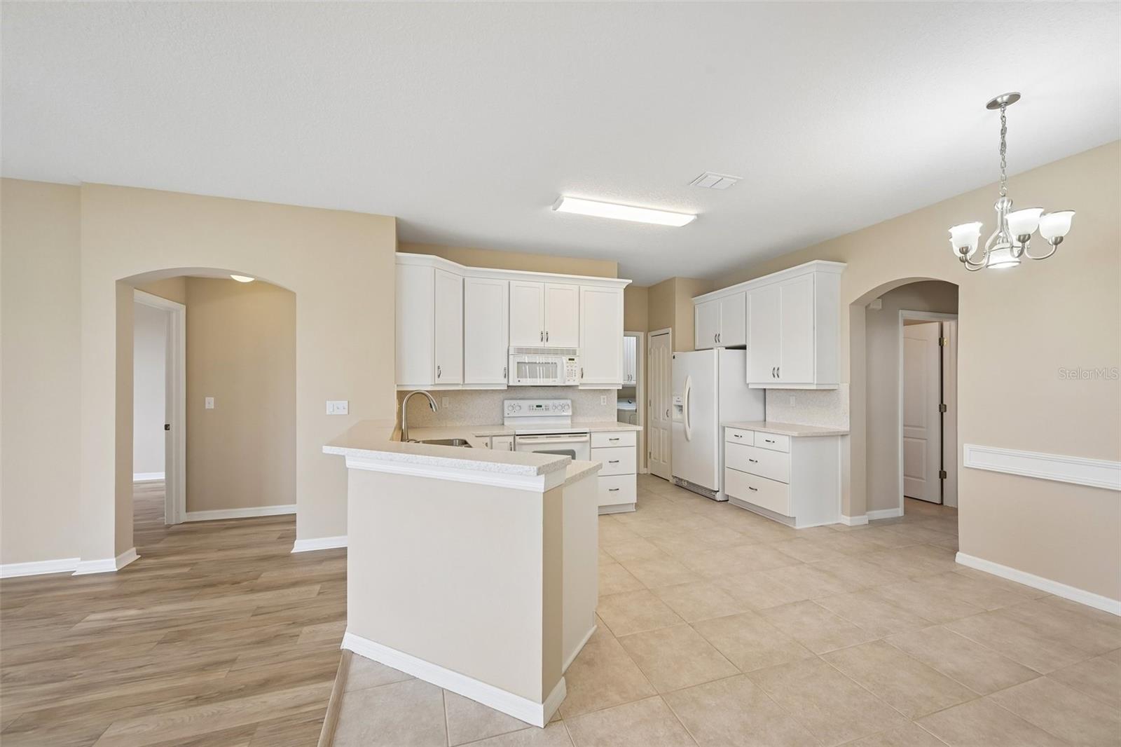 1933 INVERNESS GREENS DR — photo 14