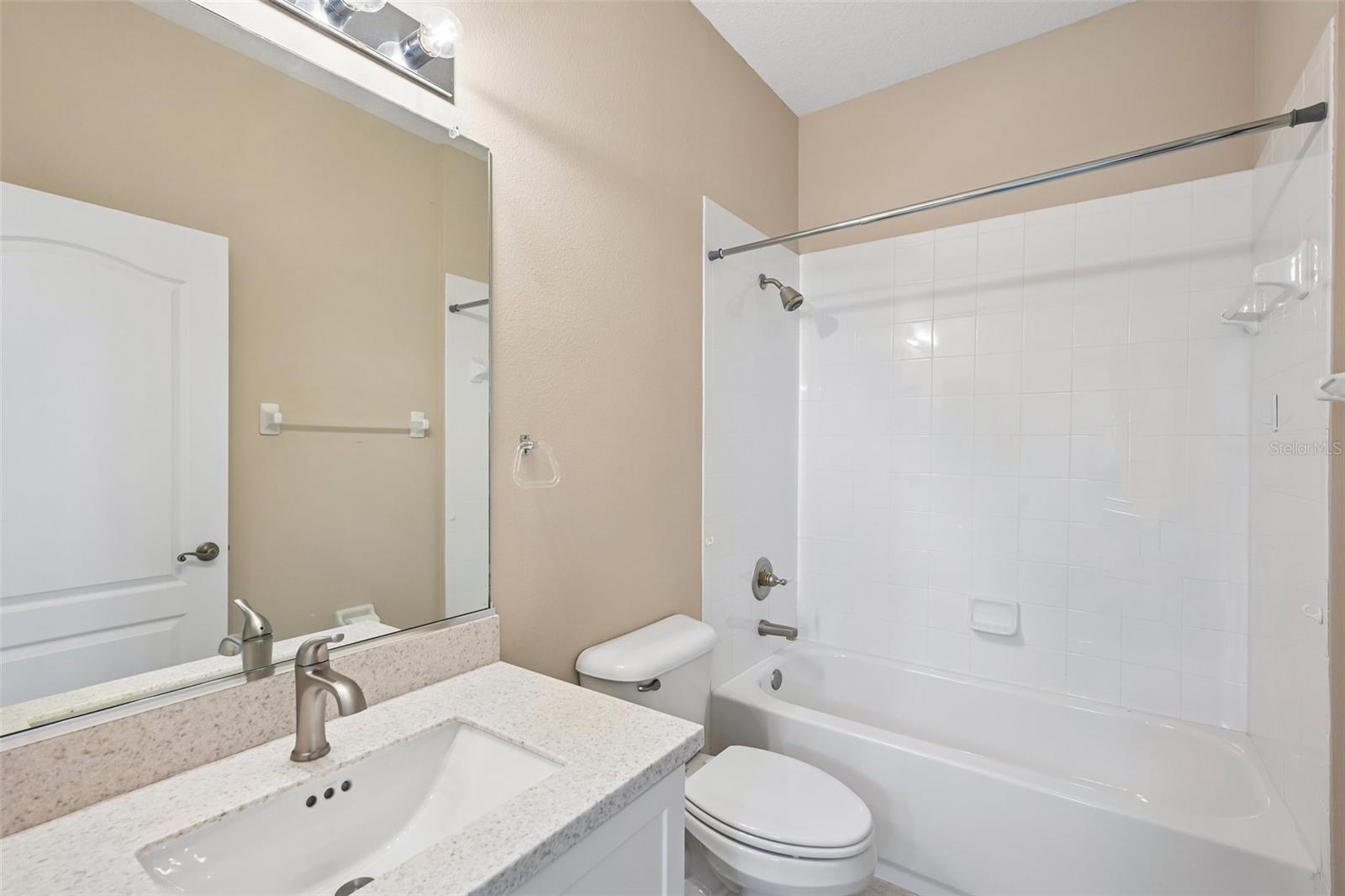 1933 INVERNESS GREENS DR — photo 33