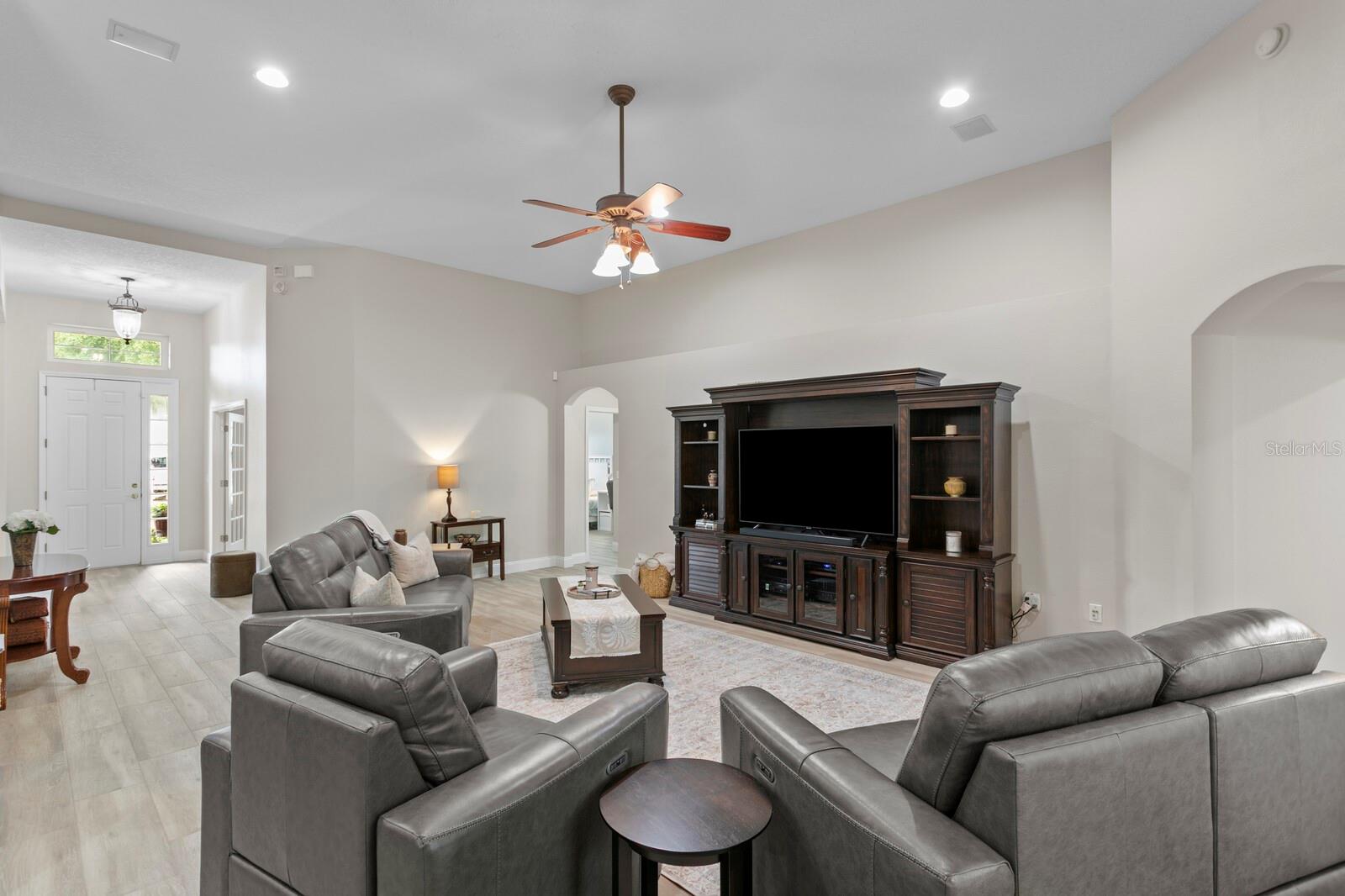 3128 ASHMONTE DR — photo 13