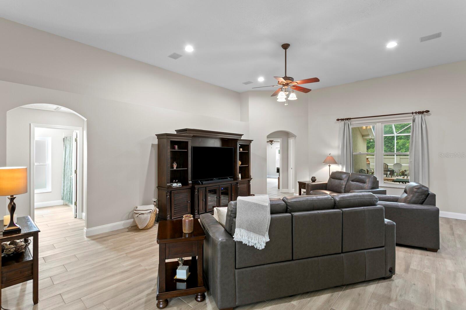 3128 ASHMONTE DR — photo 10
