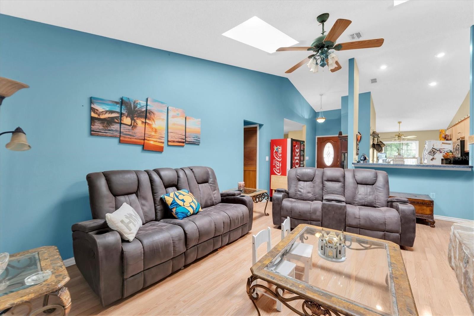 10833 LIVINGSTON DR — photo 9