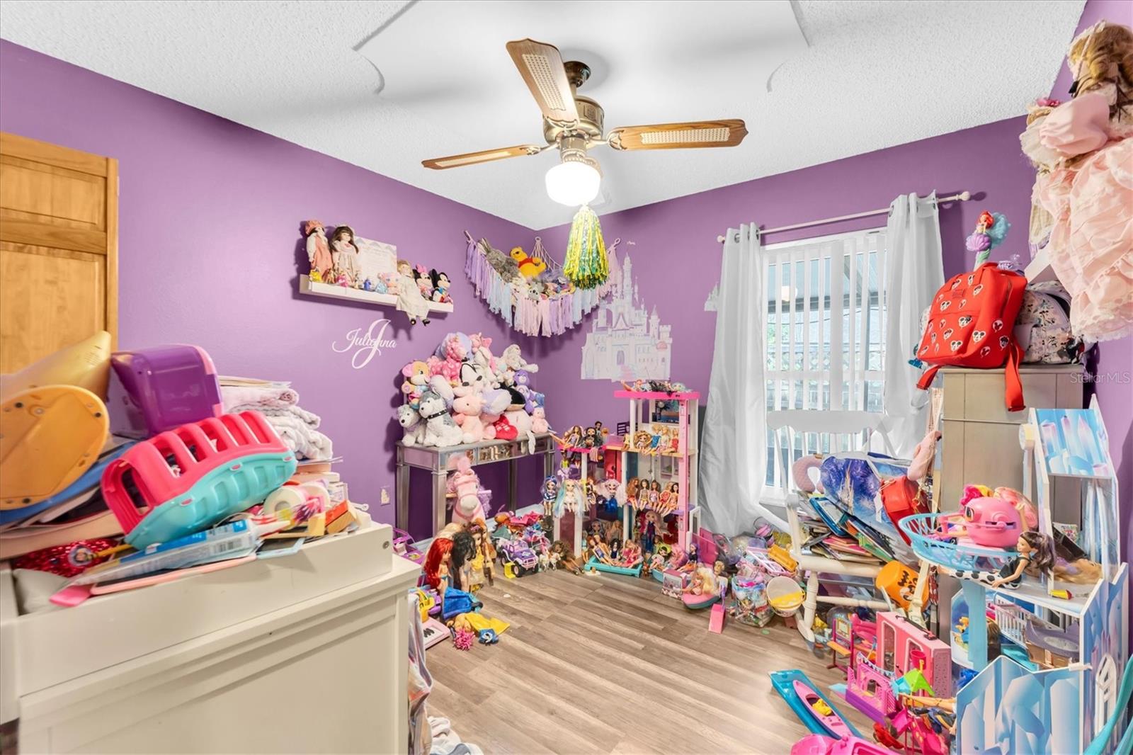 10833 LIVINGSTON DR — photo 26