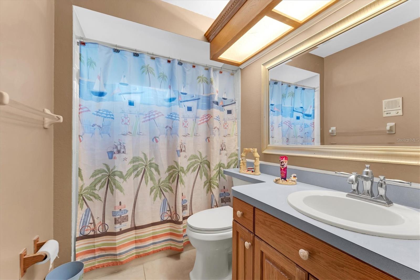 10833 LIVINGSTON DR — photo 25