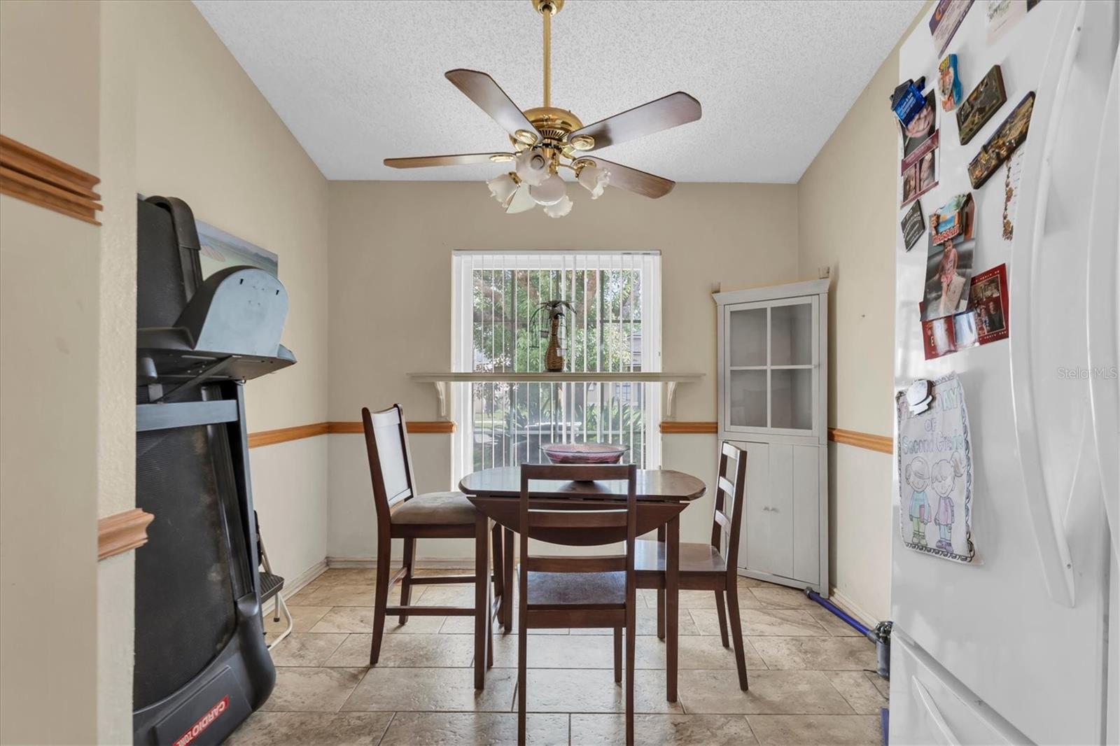 10833 LIVINGSTON DR — photo 11