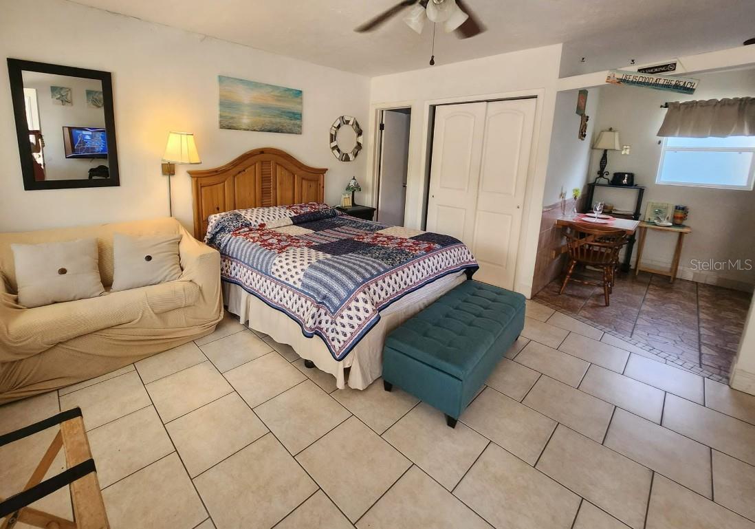 415 HAMDEN DR — photo 6