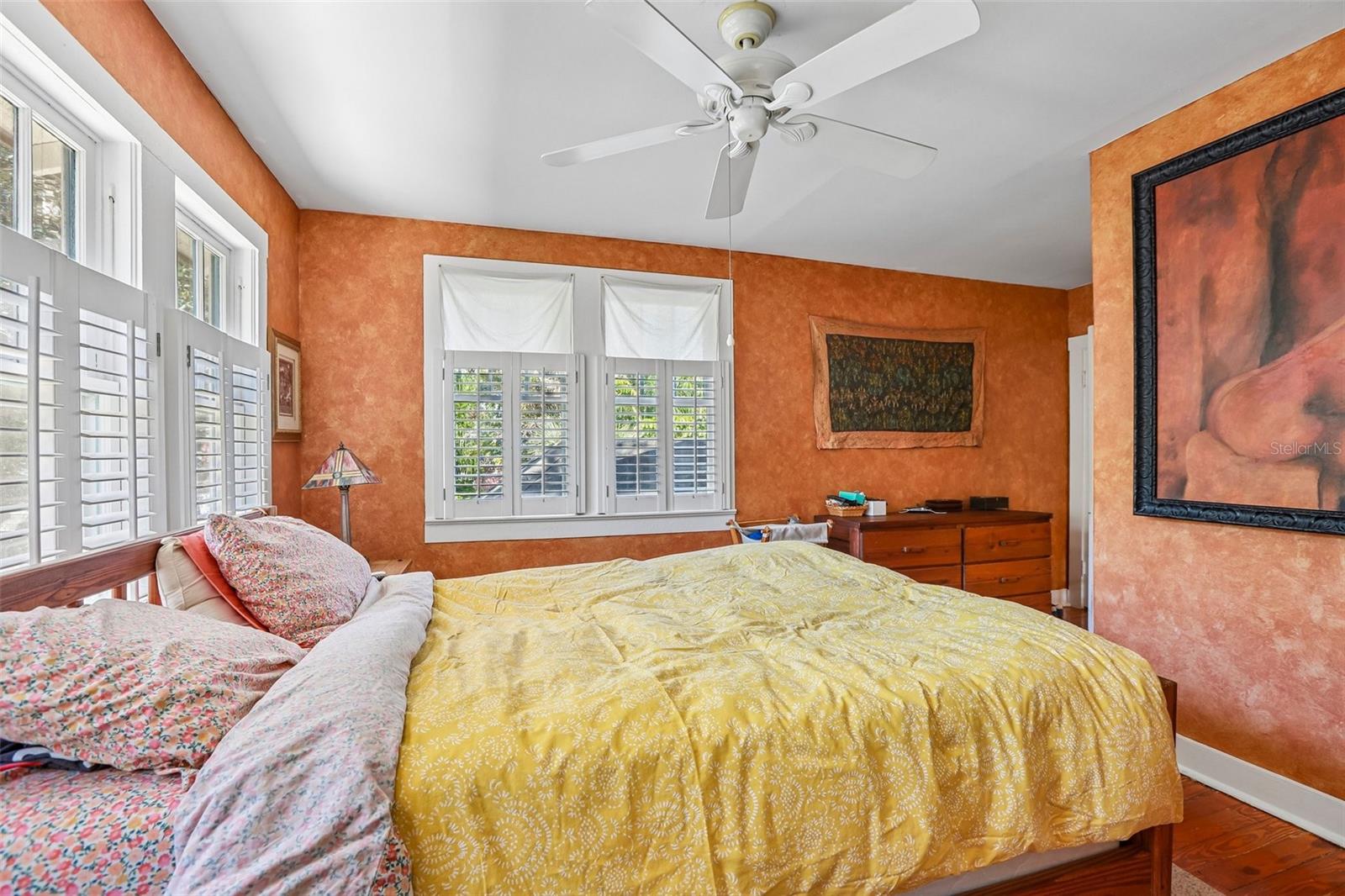 204 W THOMAS ST — photo 36