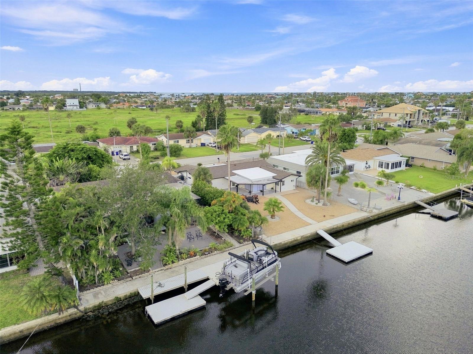 3915 HEADSAIL DR — photo 54