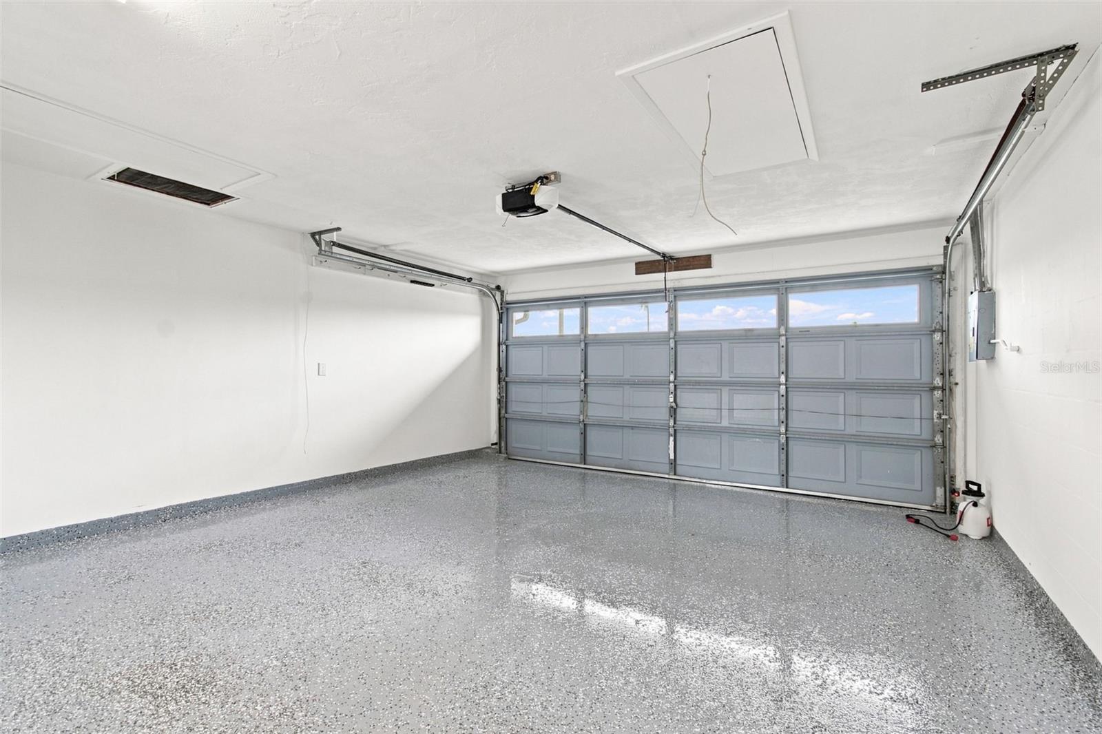 3915 HEADSAIL DR — photo 48
