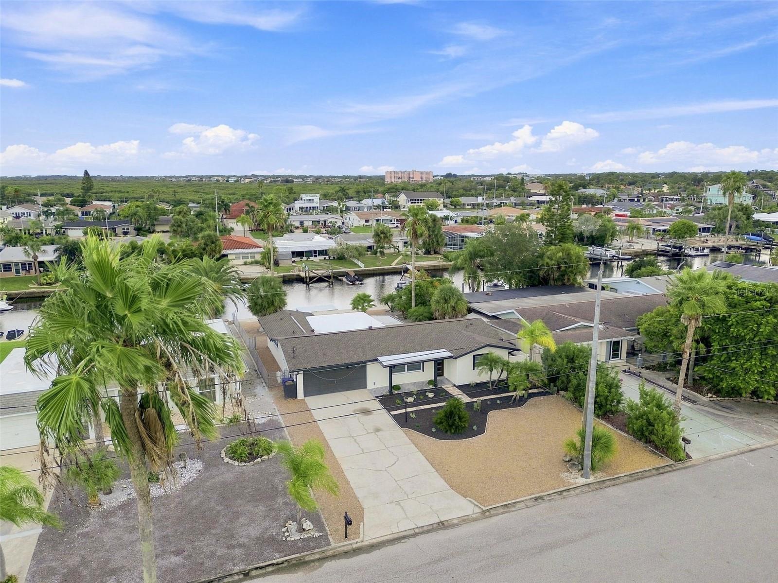 3915 HEADSAIL DR — photo 51