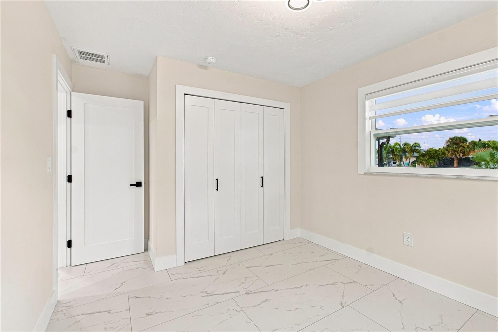 3915 HEADSAIL DR — photo 20