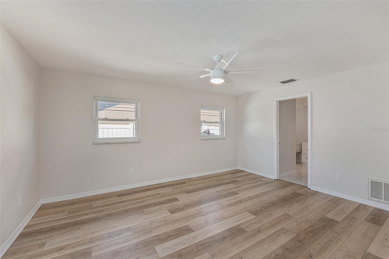 3058 HIDDEN HILLS DR — photo 11