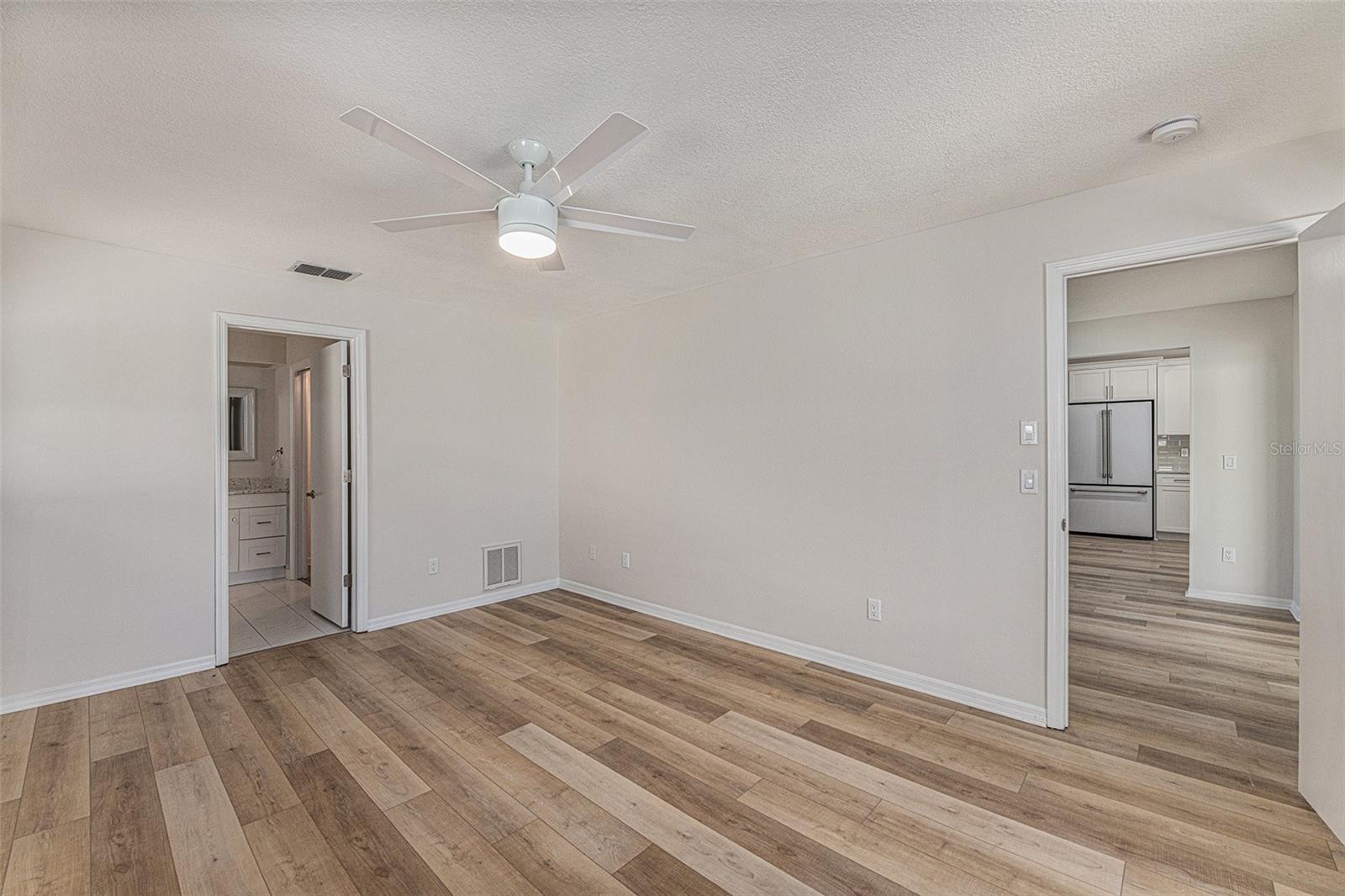 3058 HIDDEN HILLS DR — photo 10