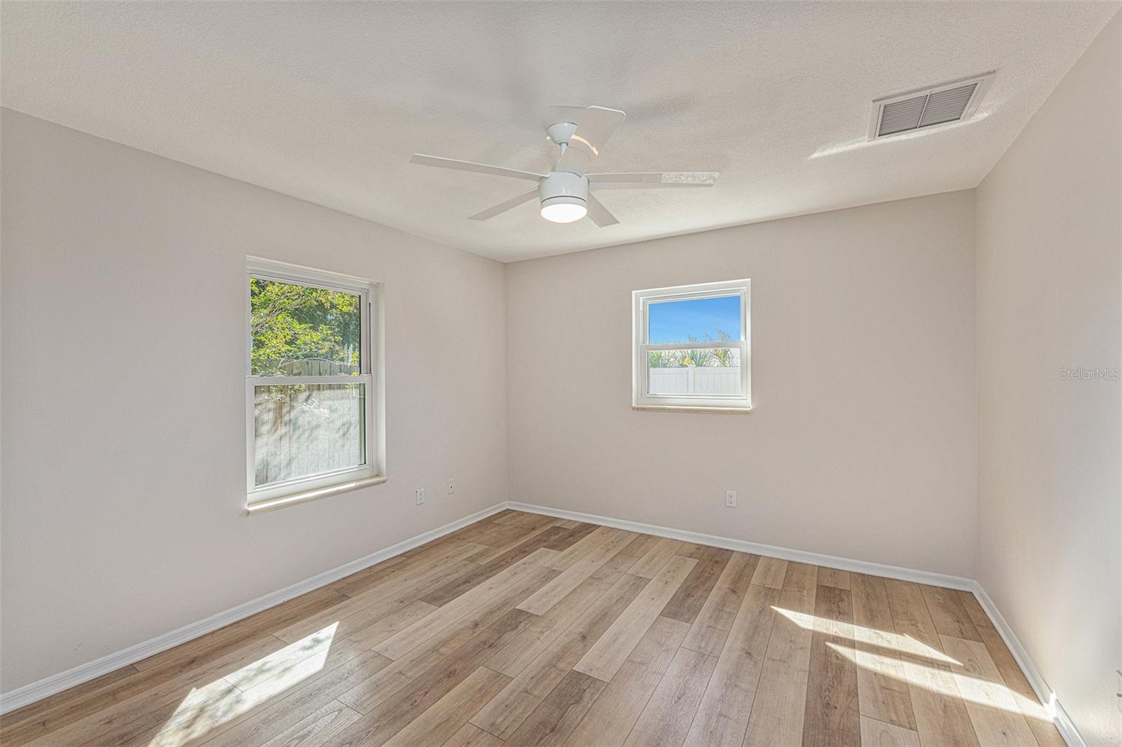 3058 HIDDEN HILLS DR — photo 17