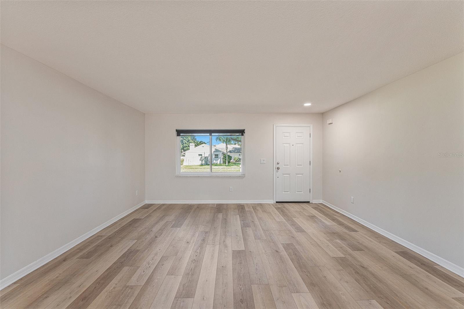 3058 HIDDEN HILLS DR — photo 18